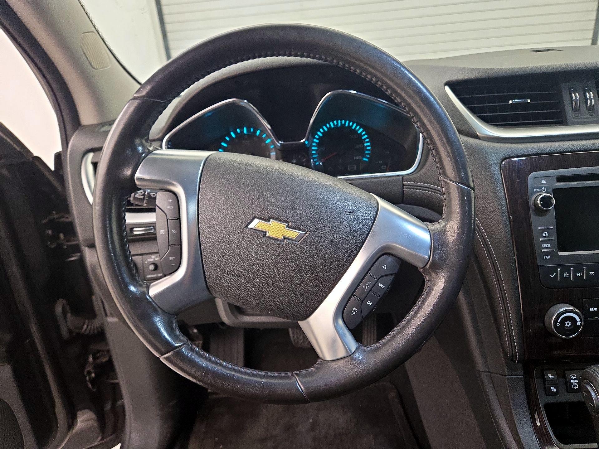 Thumbnail: 2017 Chevrolet Traverse - 10