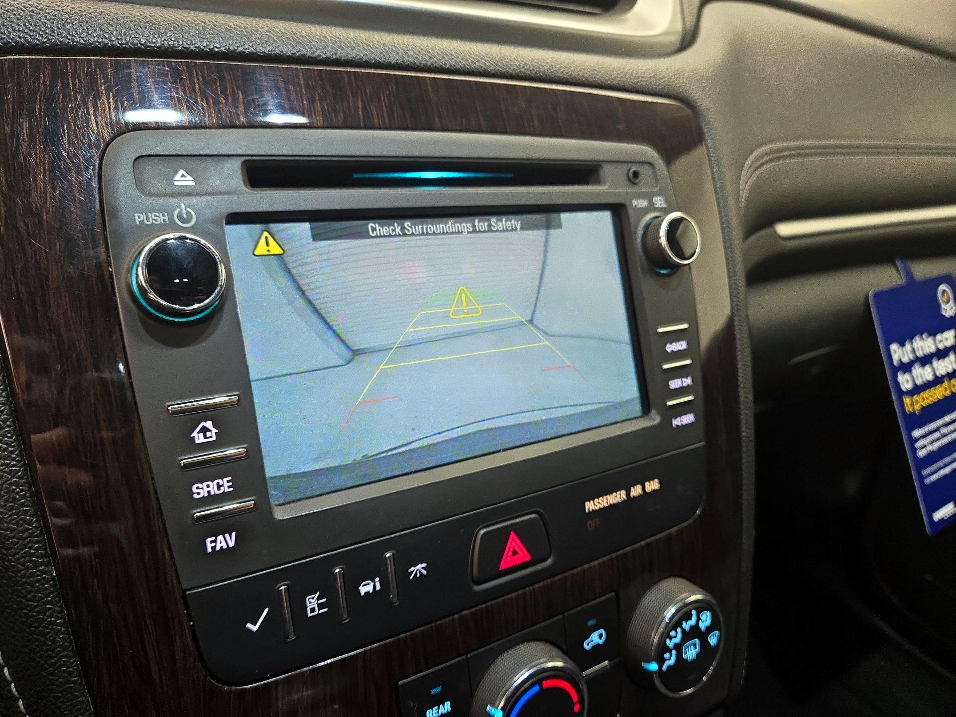 Thumbnail: 2017 Chevrolet Traverse - 14