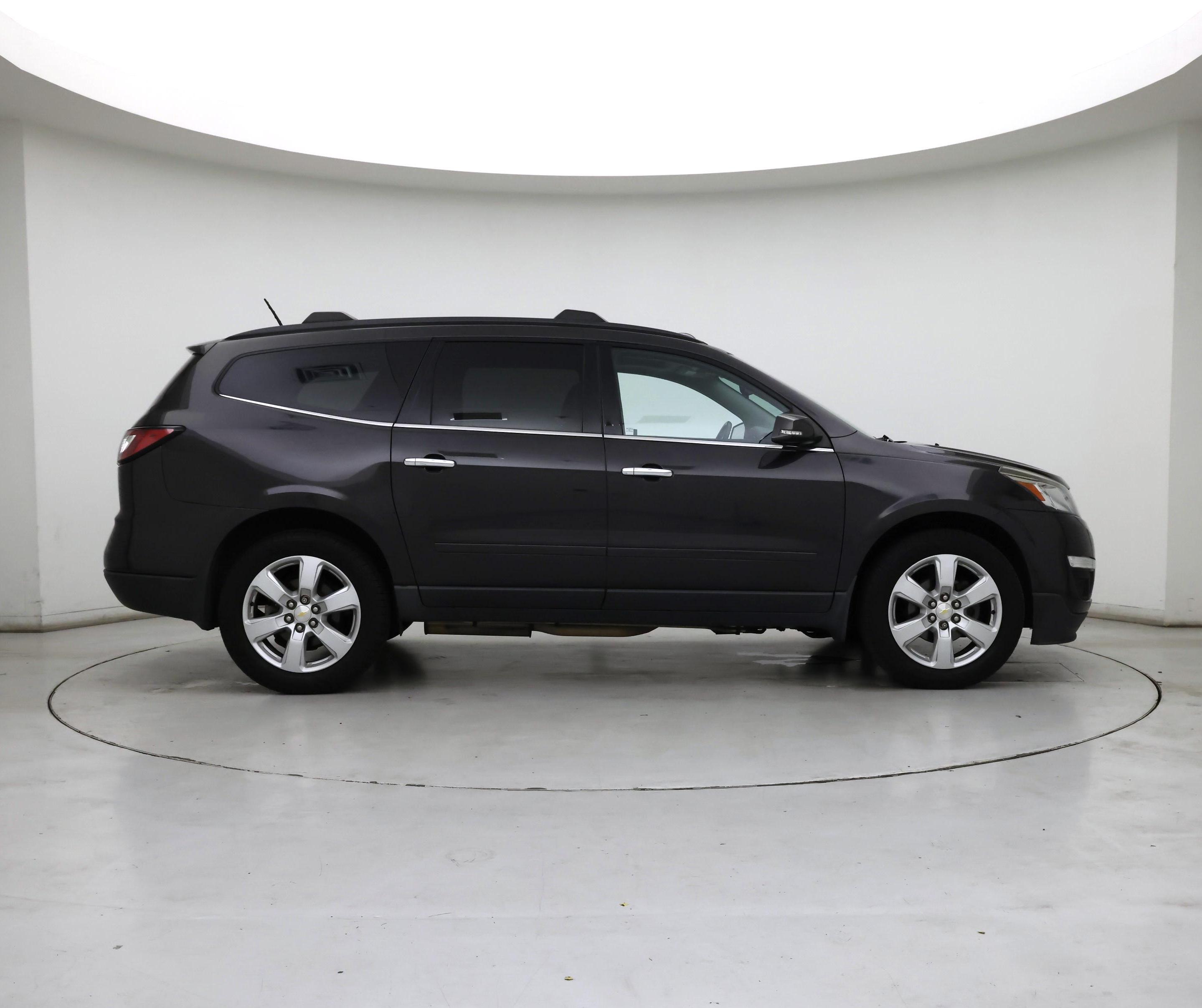 Thumbnail: 2017 Chevrolet Traverse - 7