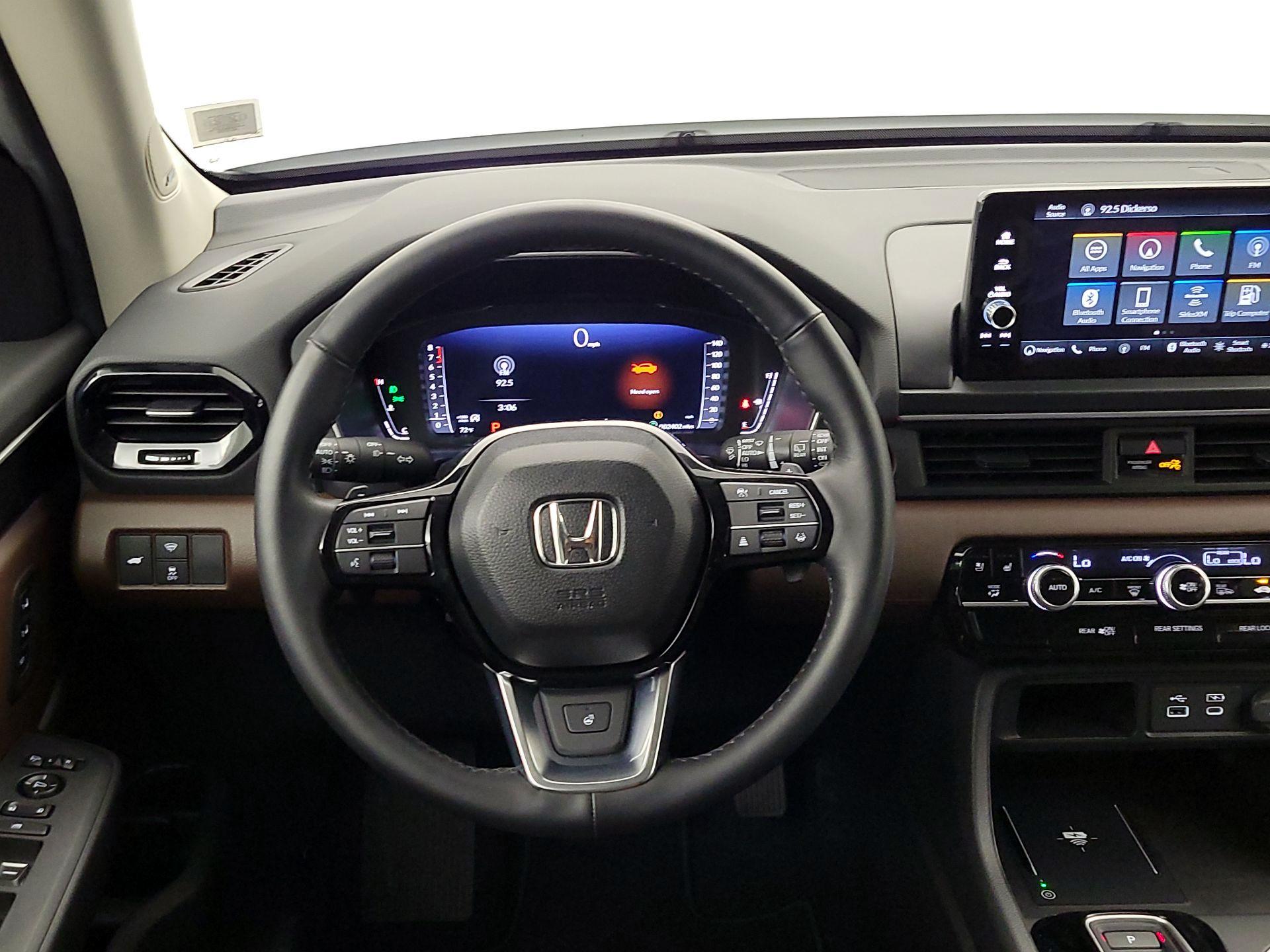 Thumbnail: 2025 Honda Pilot - 10