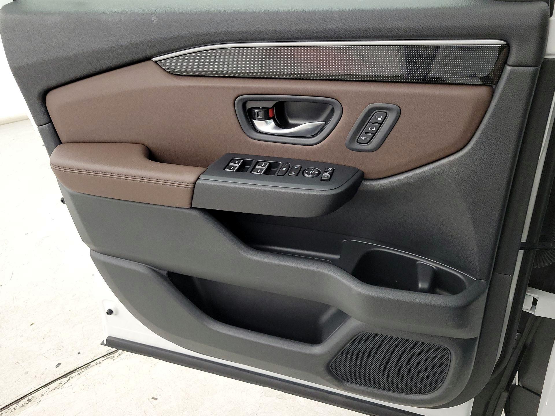 Thumbnail: 2025 Honda Pilot - 12