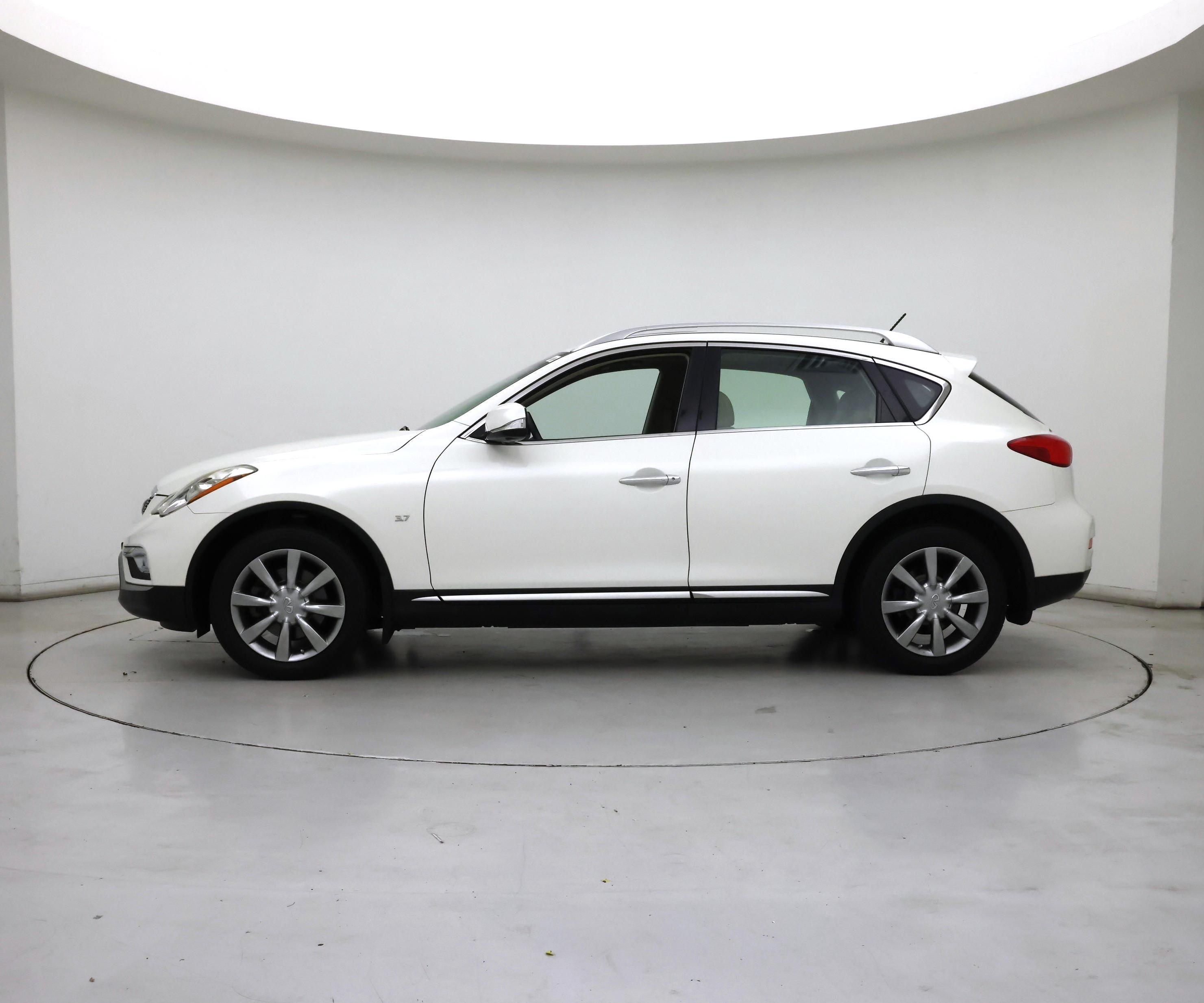 Thumbnail: 2017 INFINITI QX50 - 3