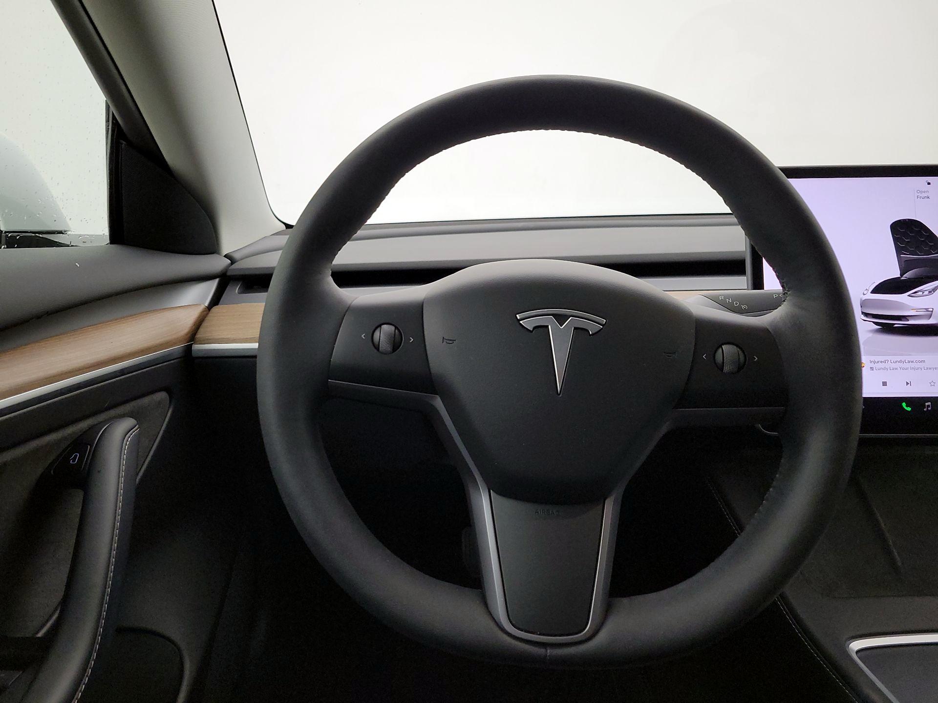 Thumbnail: 2022 Tesla Model 3 - 10