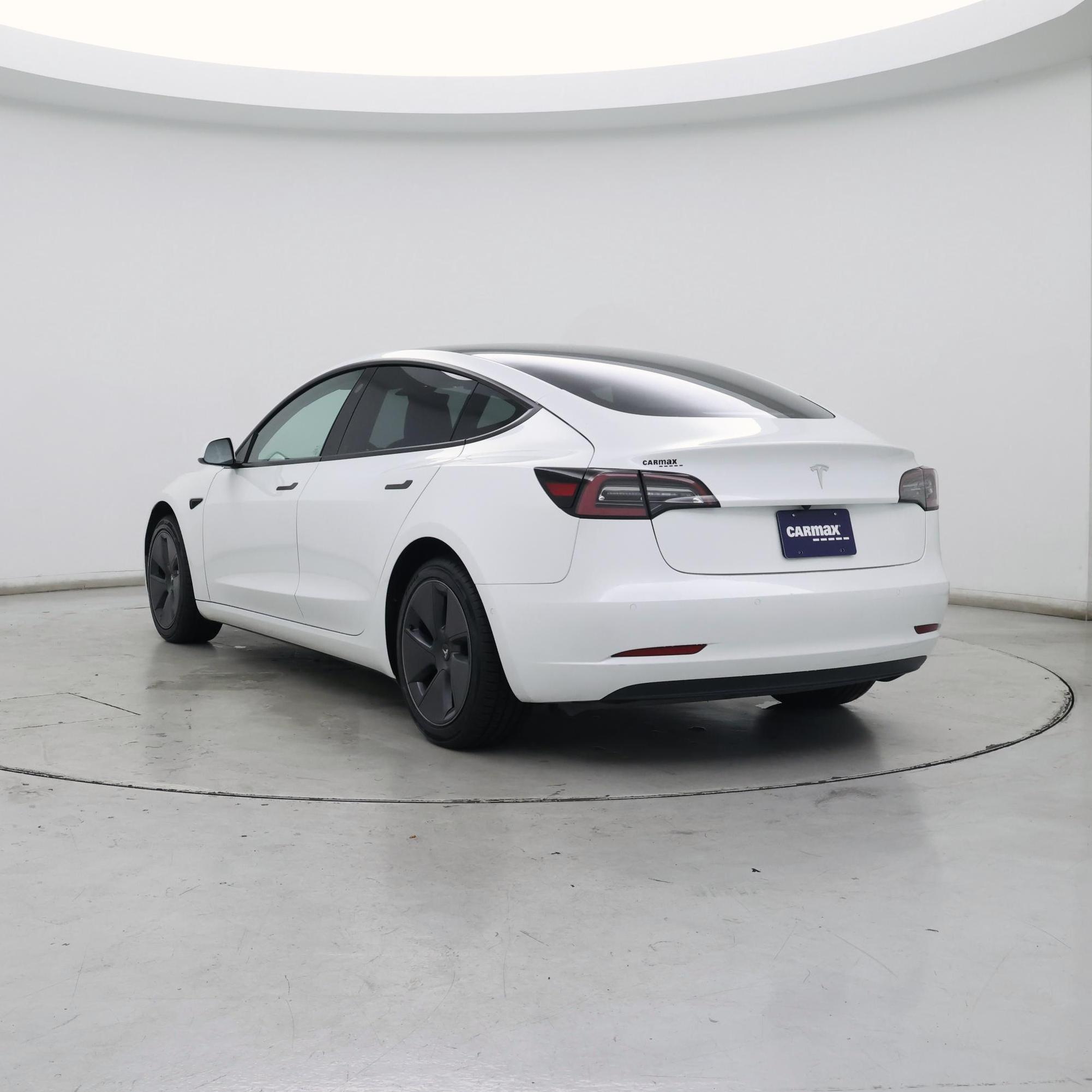Thumbnail: 2022 Tesla Model 3 - 2