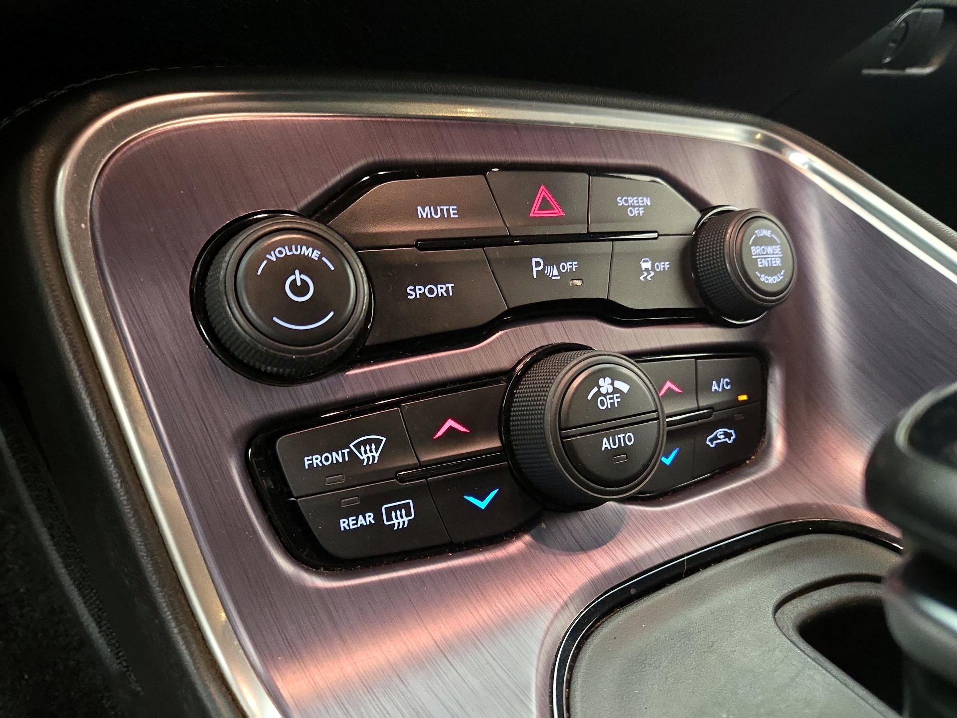 Thumbnail: 2018 Dodge Challenger - 16