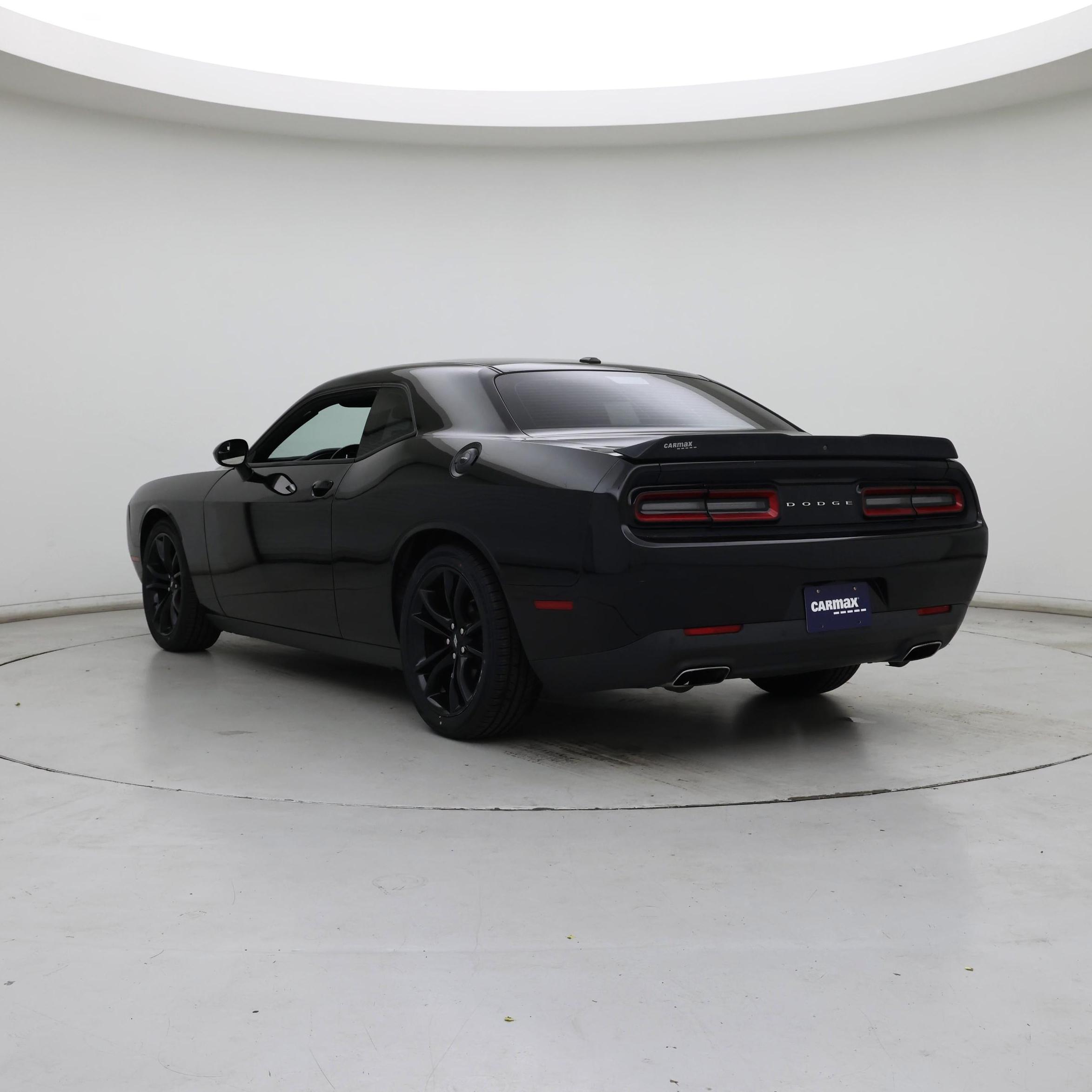 Thumbnail: 2018 Dodge Challenger - 2