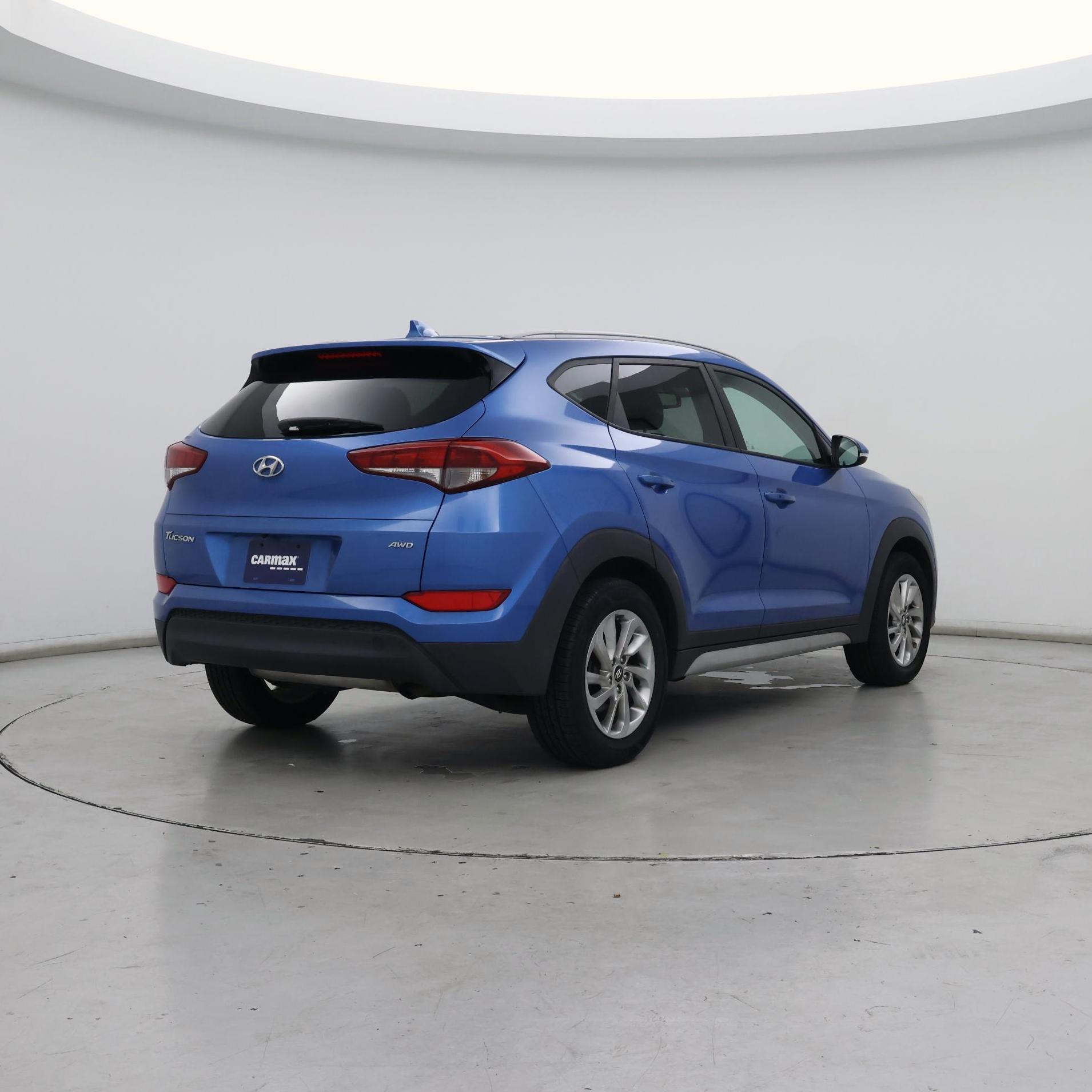 Thumbnail: 2017 Hyundai Tucson - 8