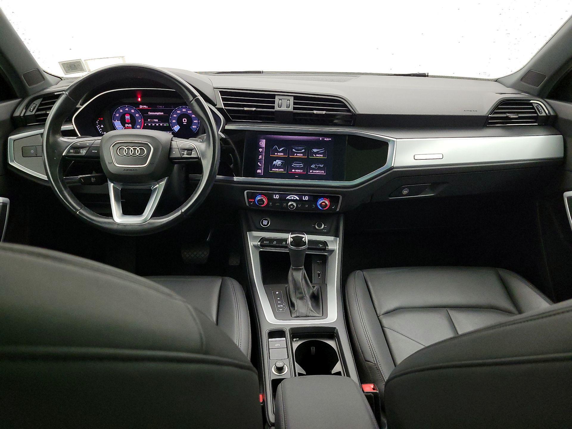 Thumbnail: 2021 Audi Q3 - 9