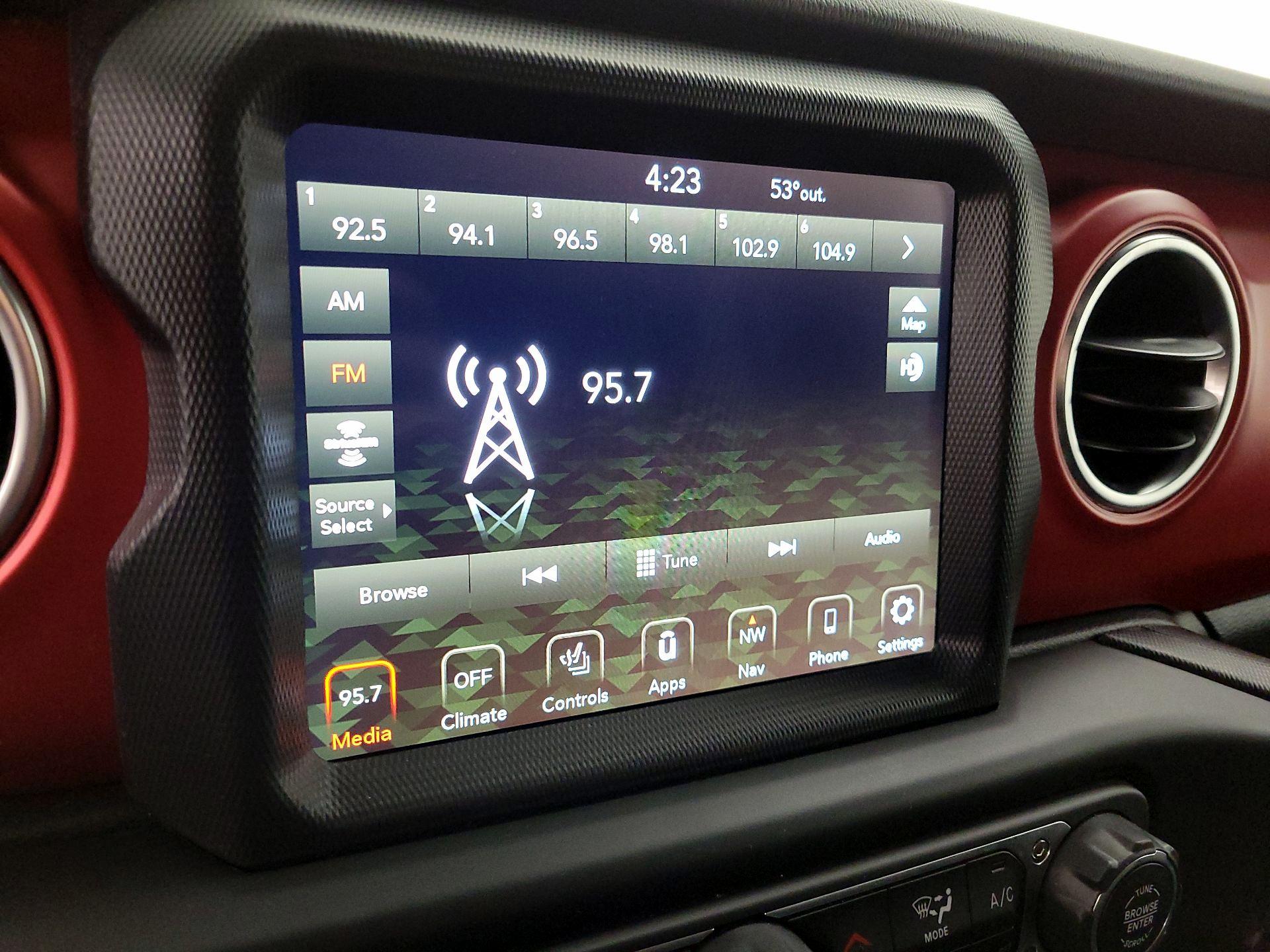 Thumbnail: 2023 Jeep Wrangler - 16