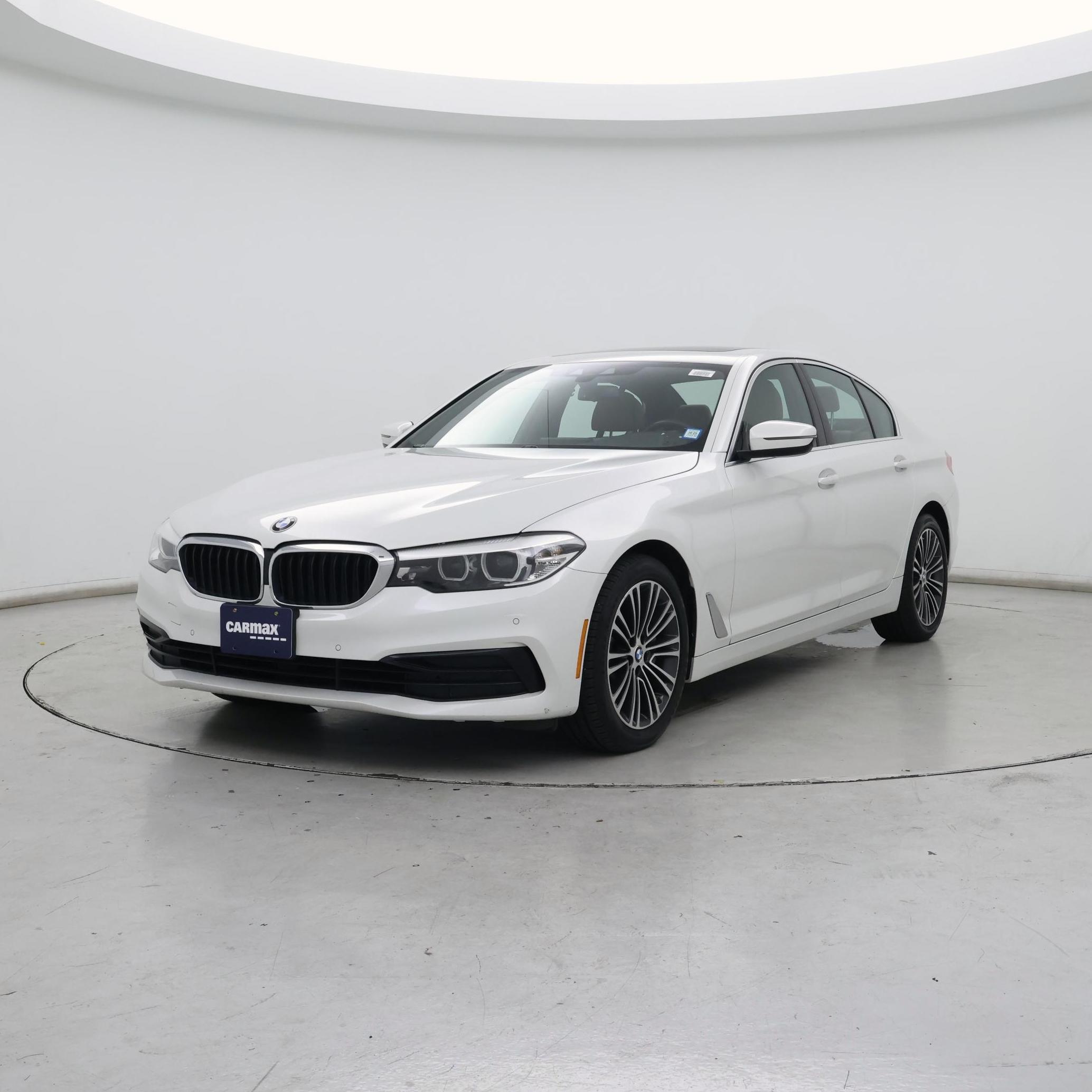 Thumbnail: 2019 BMW 5 Series - 4