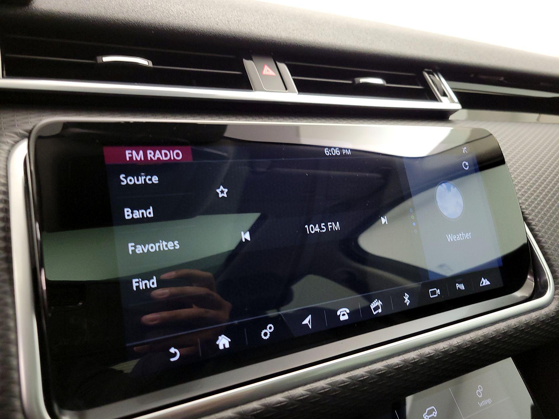 Thumbnail: 2019 Land Rover Range Rover Velar - 16