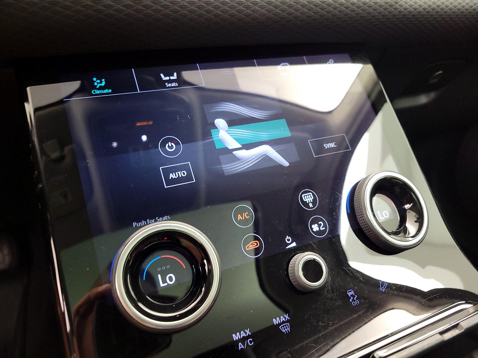 Thumbnail: 2019 Land Rover Range Rover Velar - 17