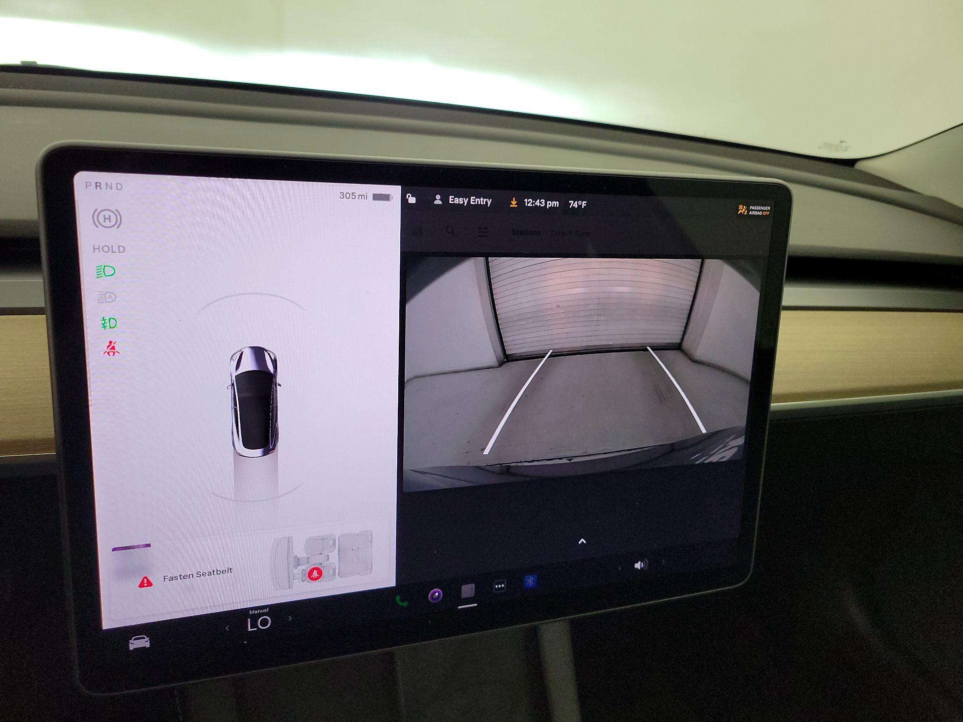 Thumbnail: 2022 Tesla Model 3 - 15