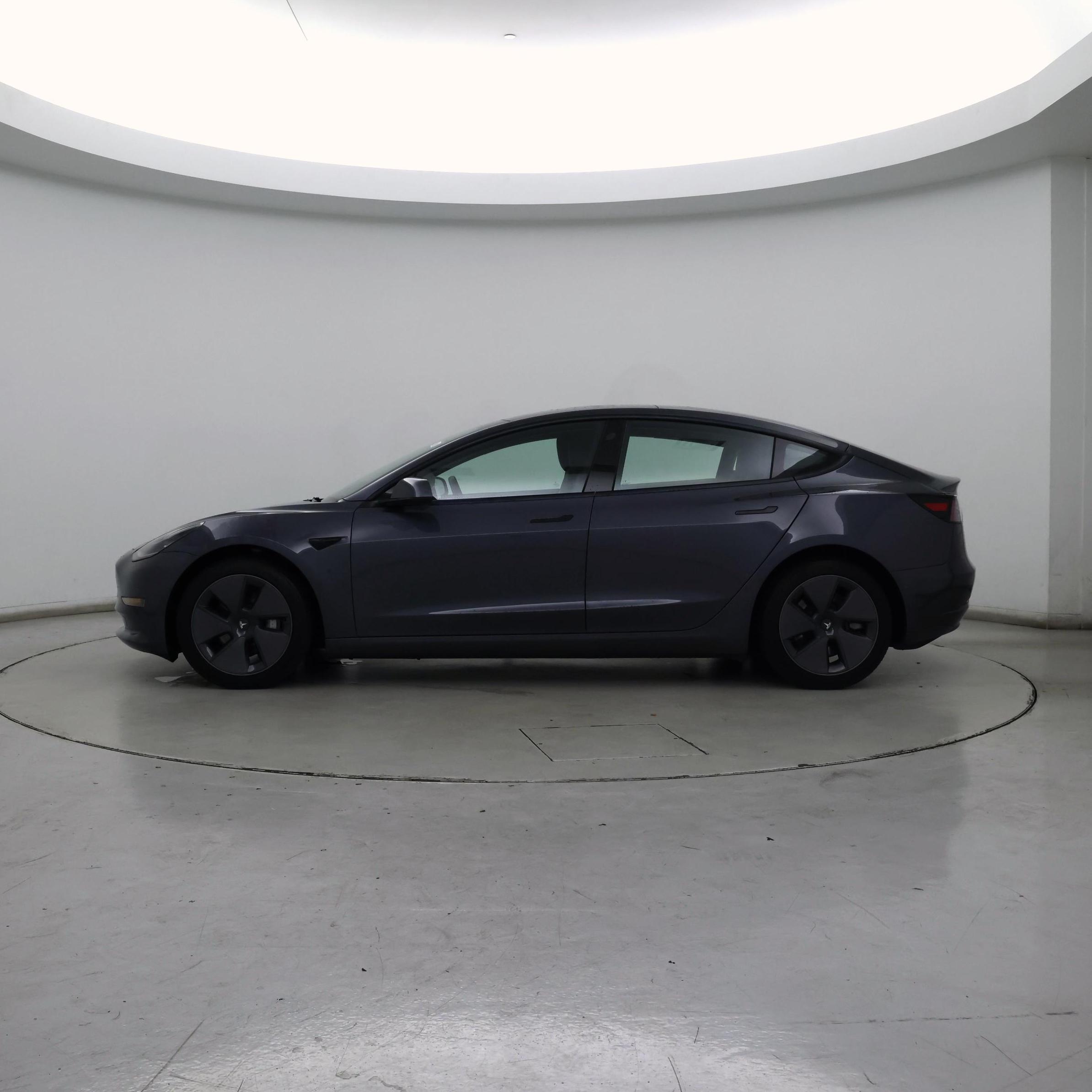 Thumbnail: 2022 Tesla Model 3 - 3