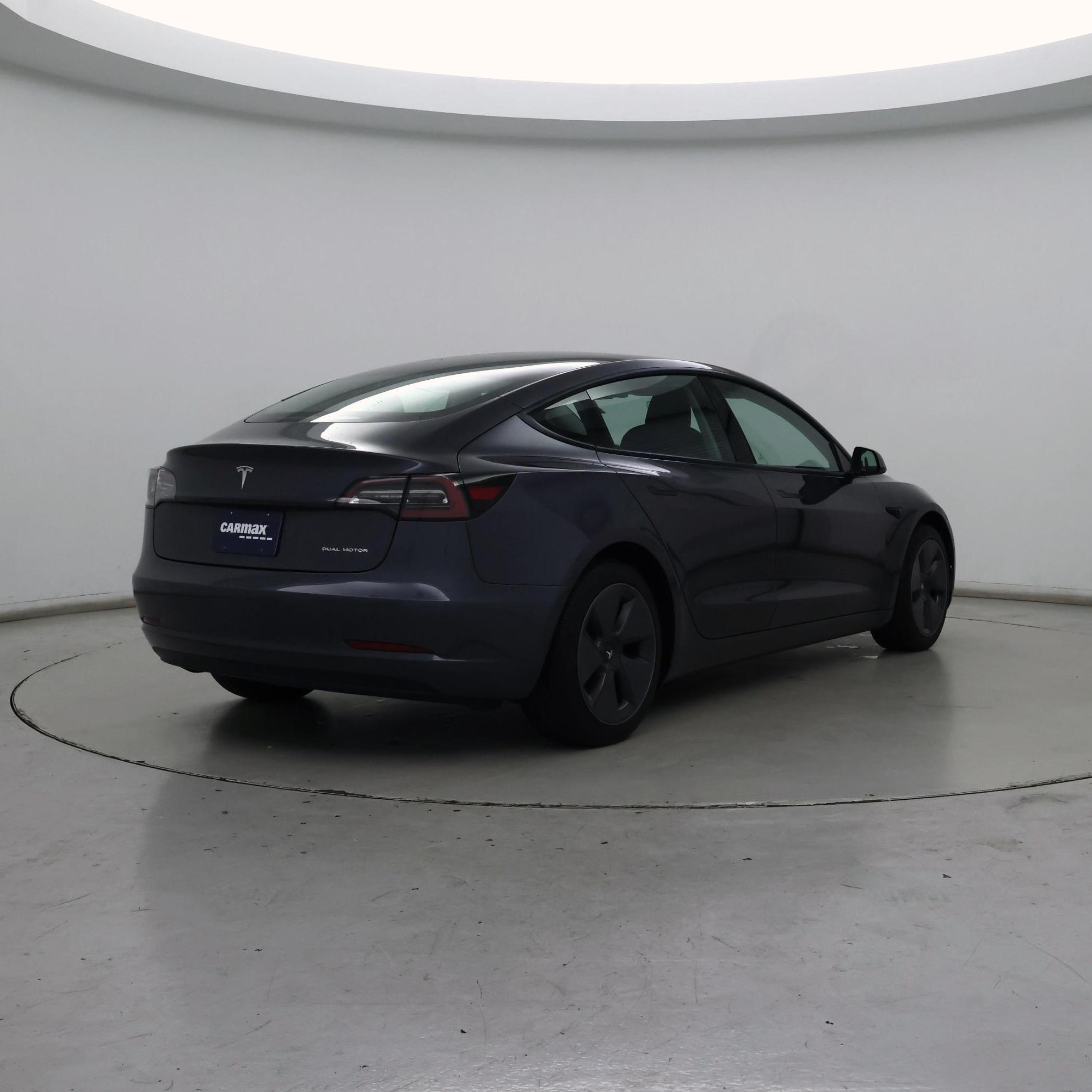Thumbnail: 2022 Tesla Model 3 - 8