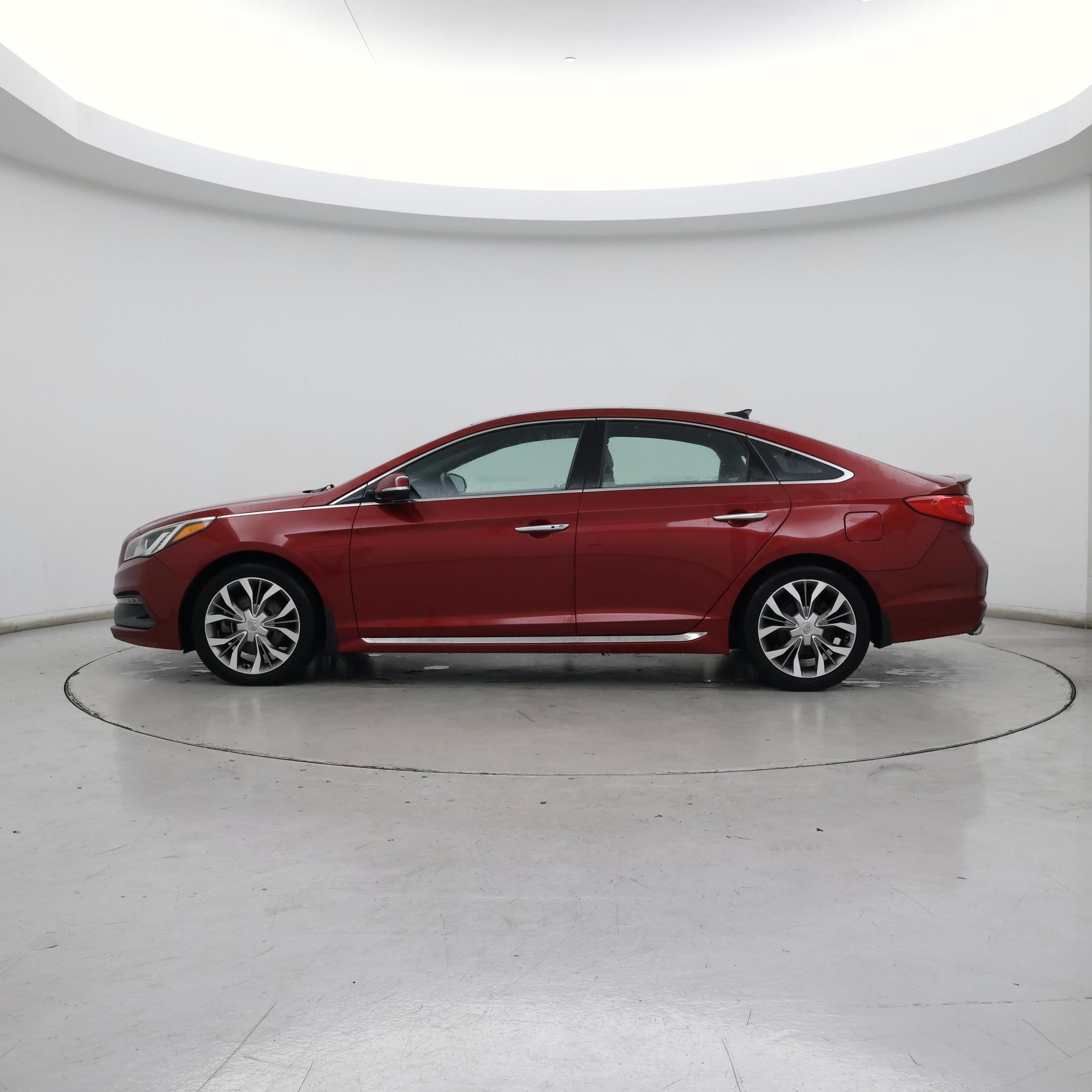 Thumbnail: 2015 Hyundai Sonata - 3