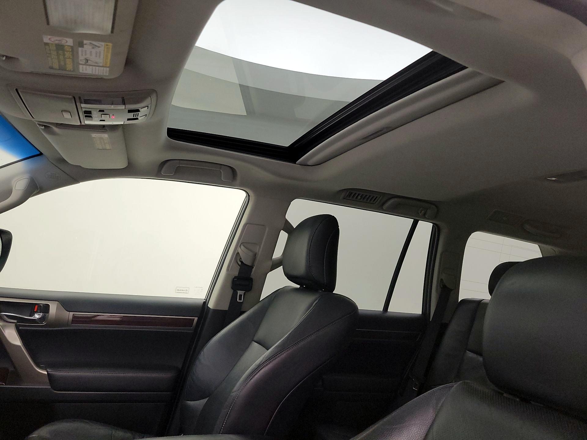 Thumbnail: 2016 Lexus GX - 19