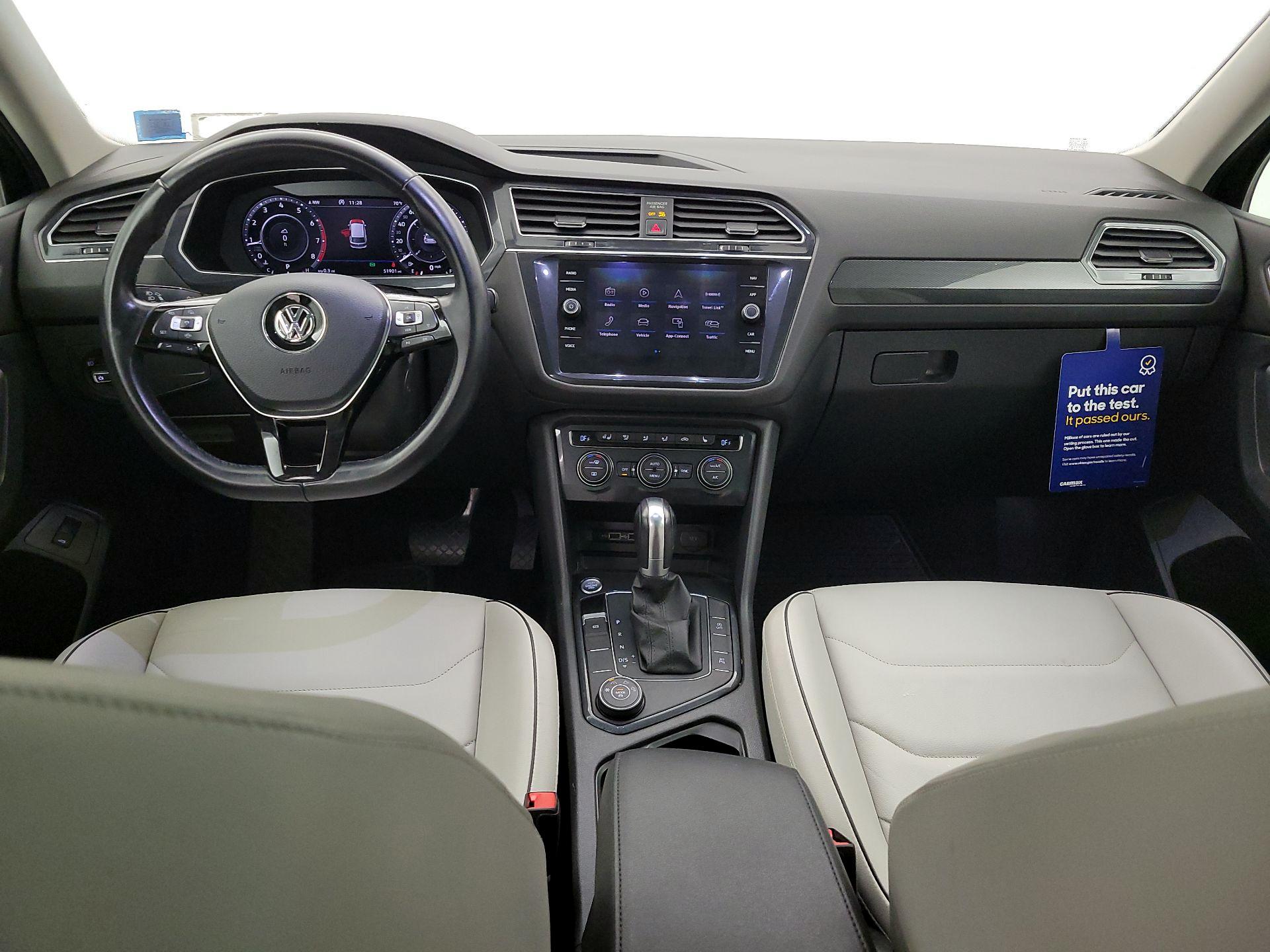 Thumbnail: 2019 Volkswagen Tiguan - 9