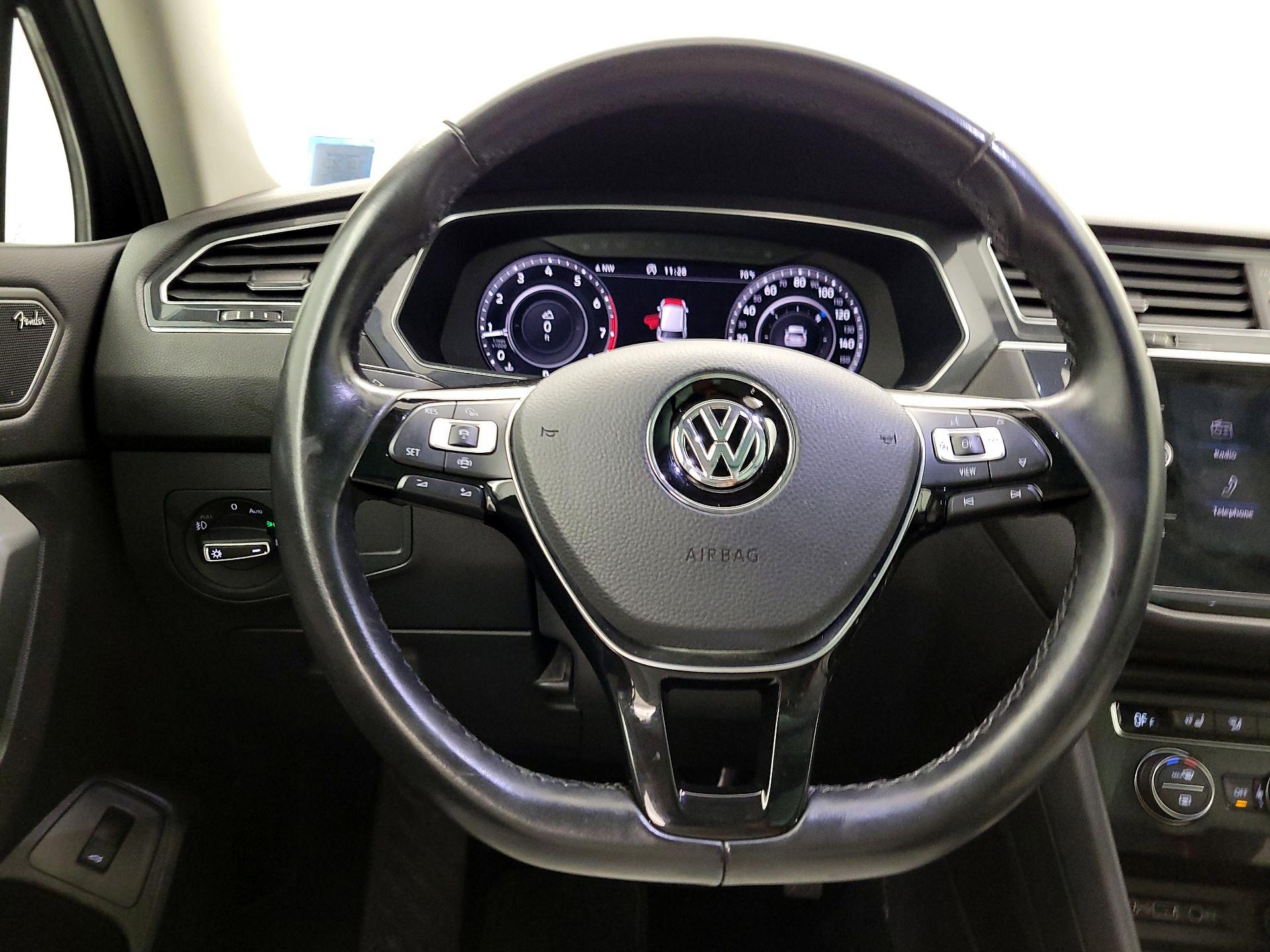 Thumbnail: 2019 Volkswagen Tiguan - 10