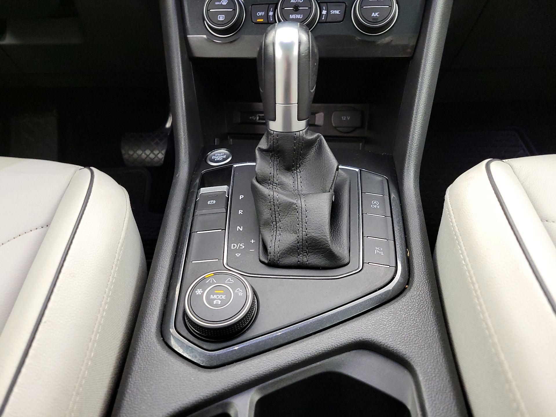 Thumbnail: 2019 Volkswagen Tiguan - 17