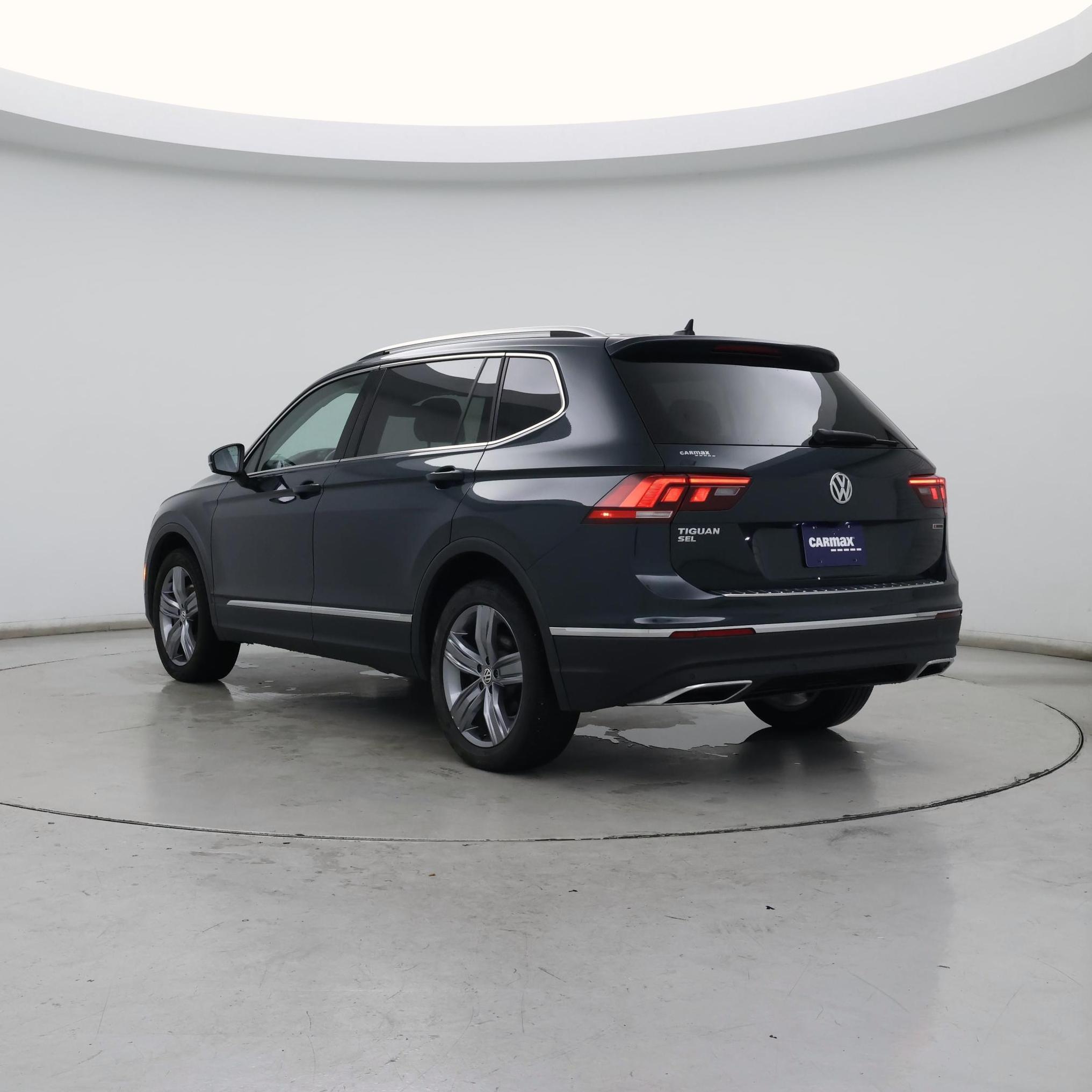 Thumbnail: 2019 Volkswagen Tiguan - 2