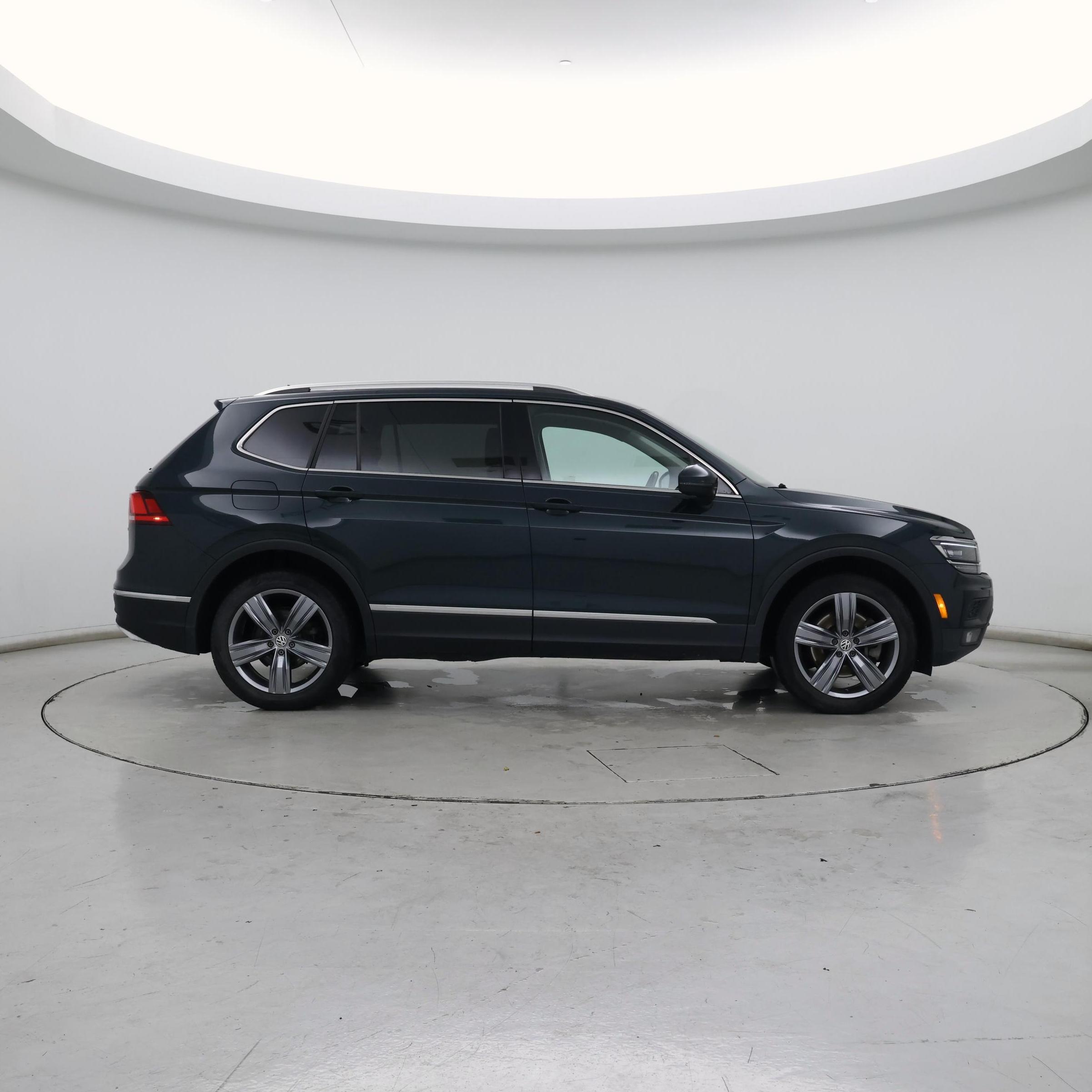 Thumbnail: 2019 Volkswagen Tiguan - 7