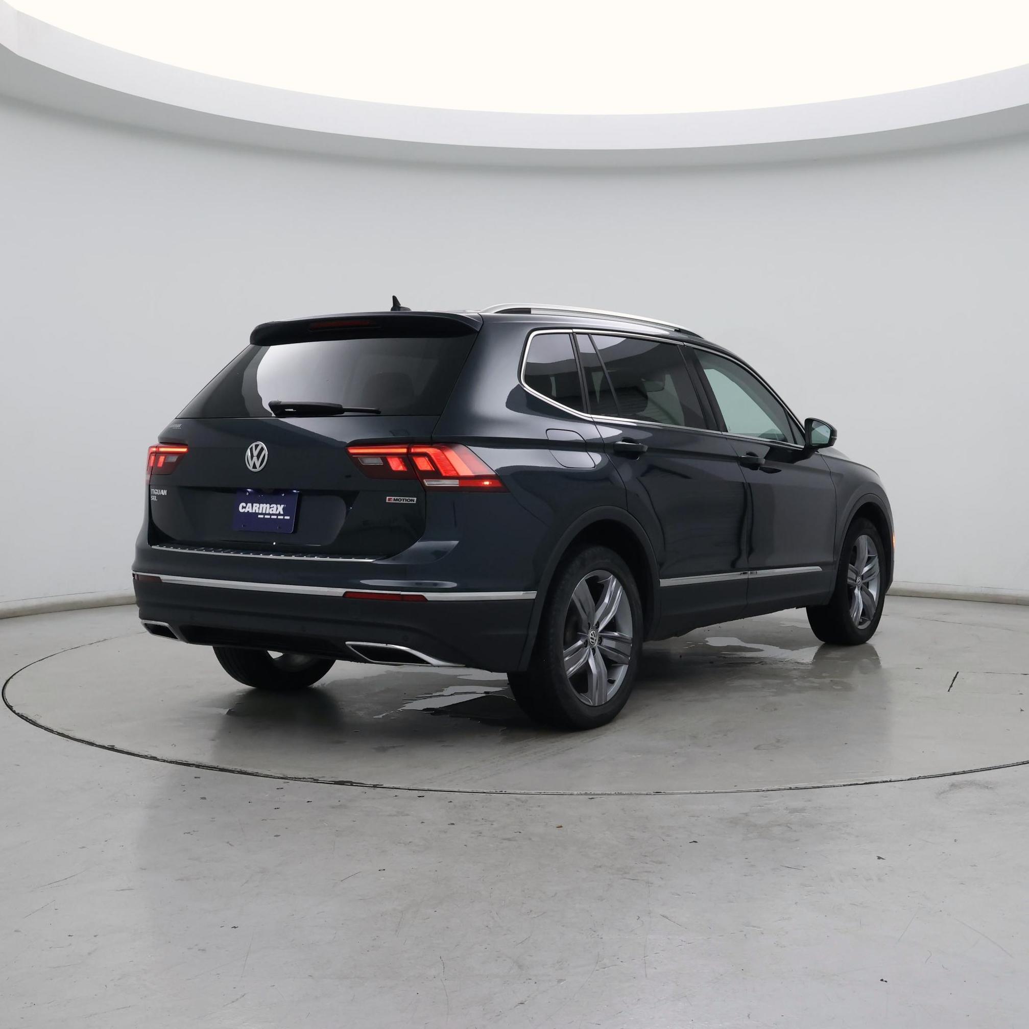 Thumbnail: 2019 Volkswagen Tiguan - 8
