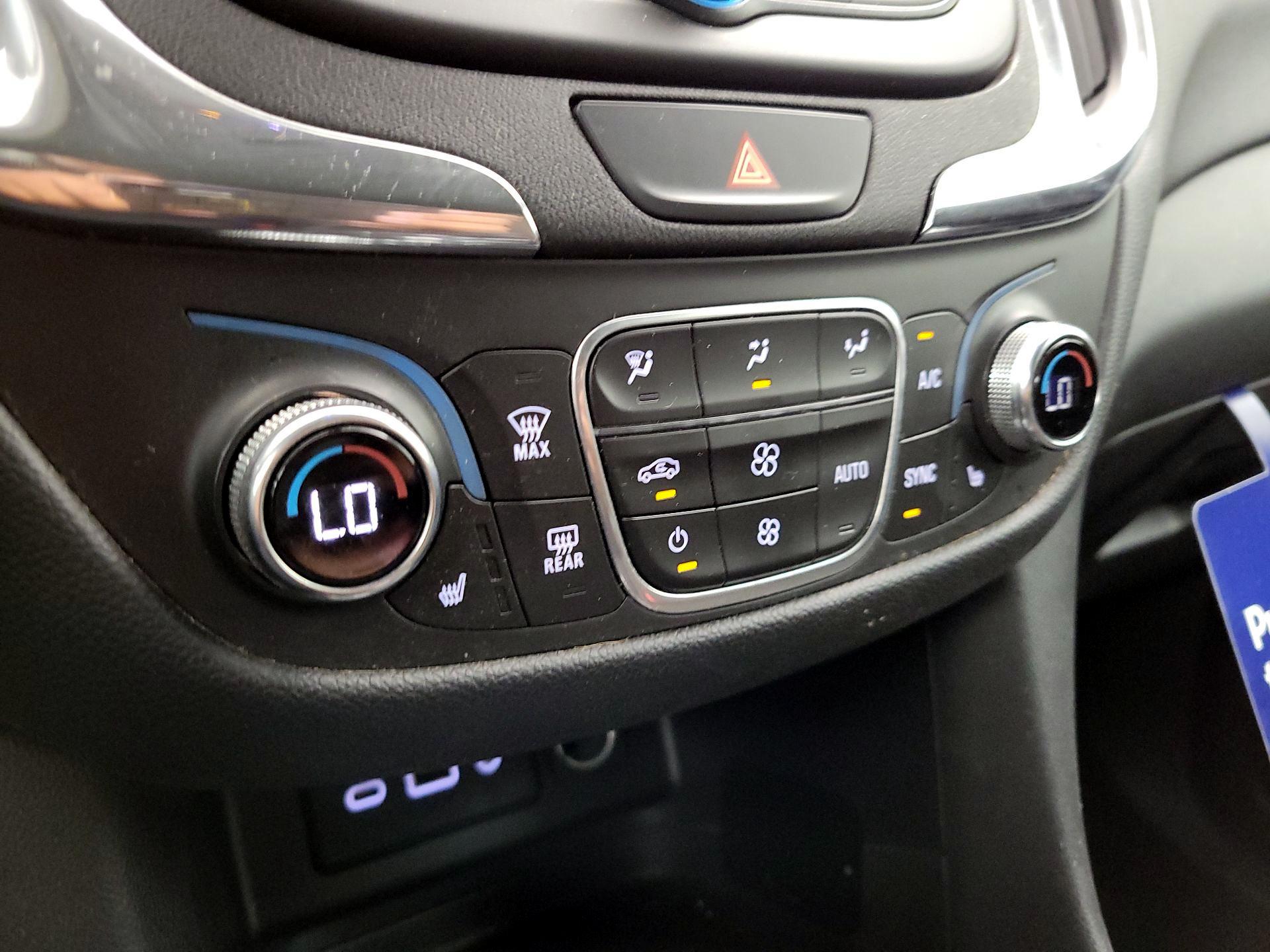 Thumbnail: 2020 Chevrolet Equinox - 16