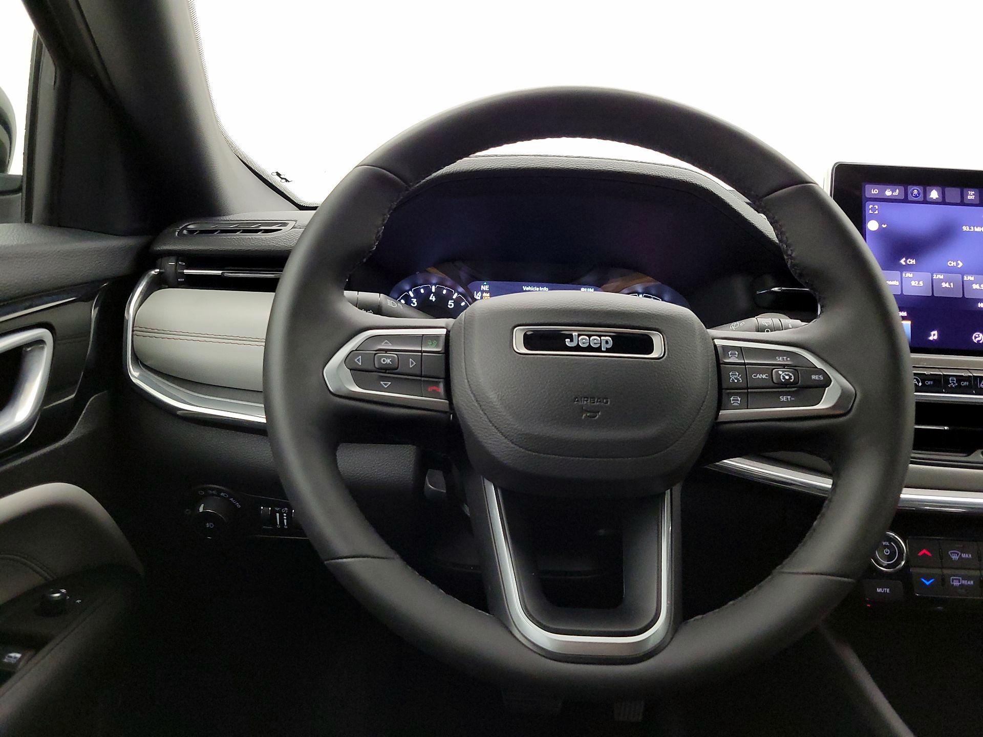 Thumbnail: 2024 Jeep Compass - 10