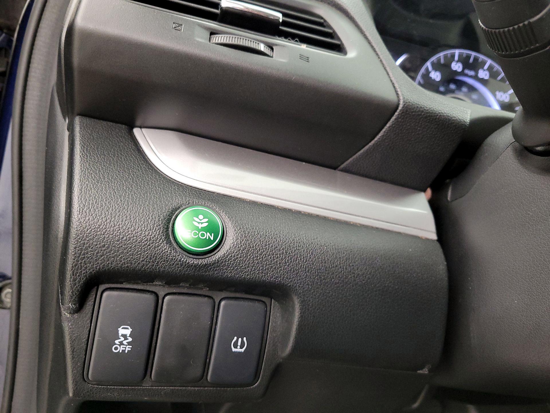 Thumbnail: 2015 Honda CR-V - 13