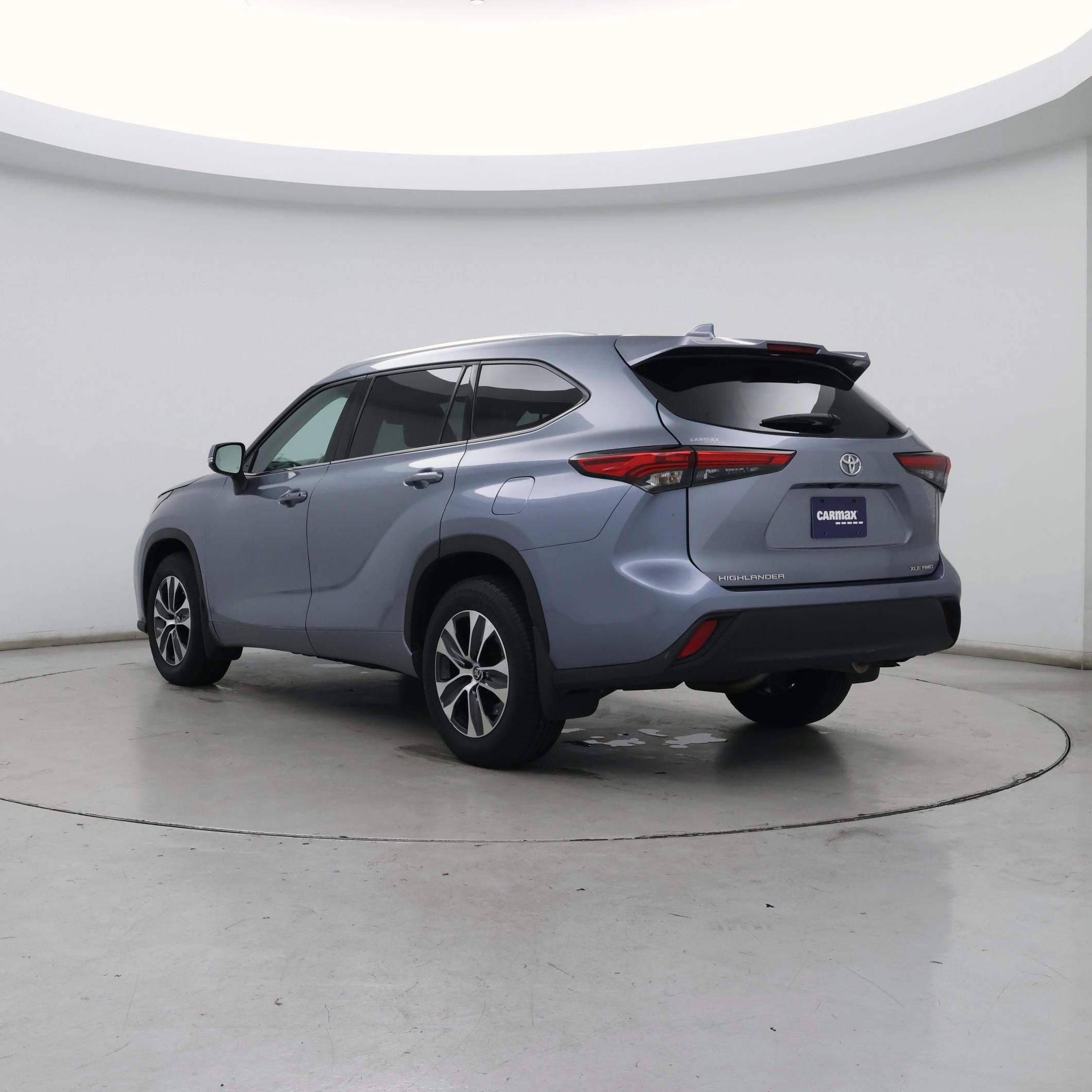 Thumbnail: 2021 Toyota Highlander - 2