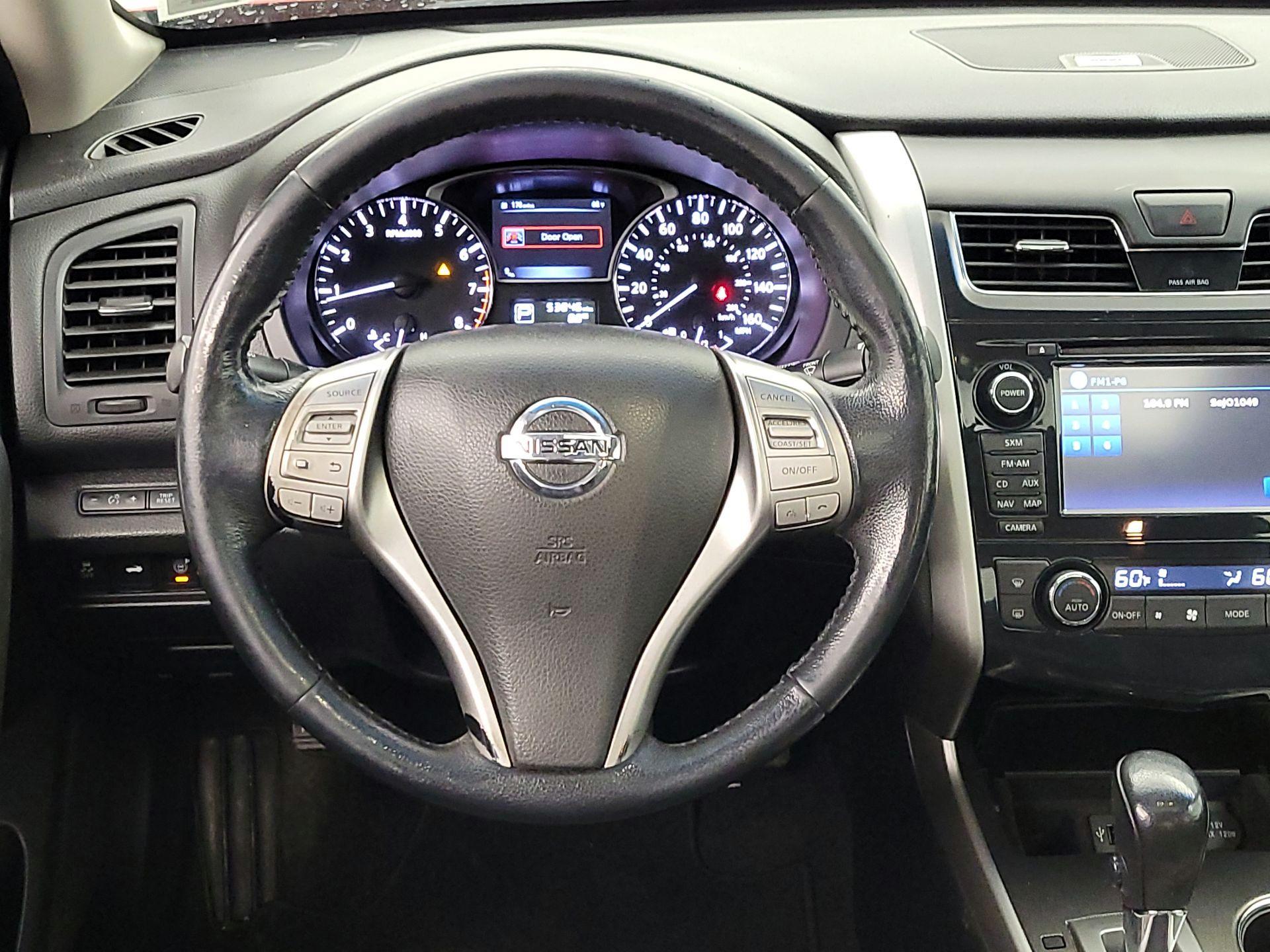 Thumbnail: 2014 Nissan Altima - 10