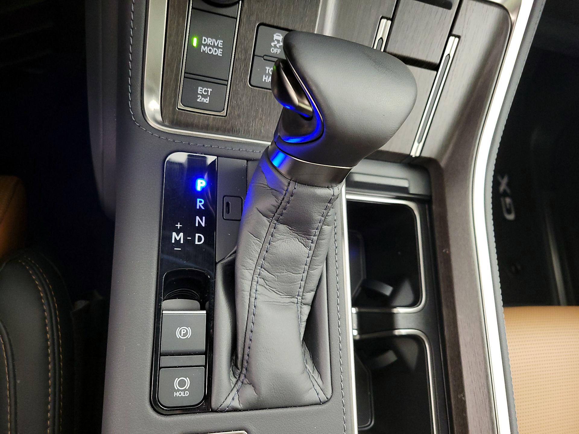 Thumbnail: 2025 Lexus GX - 17