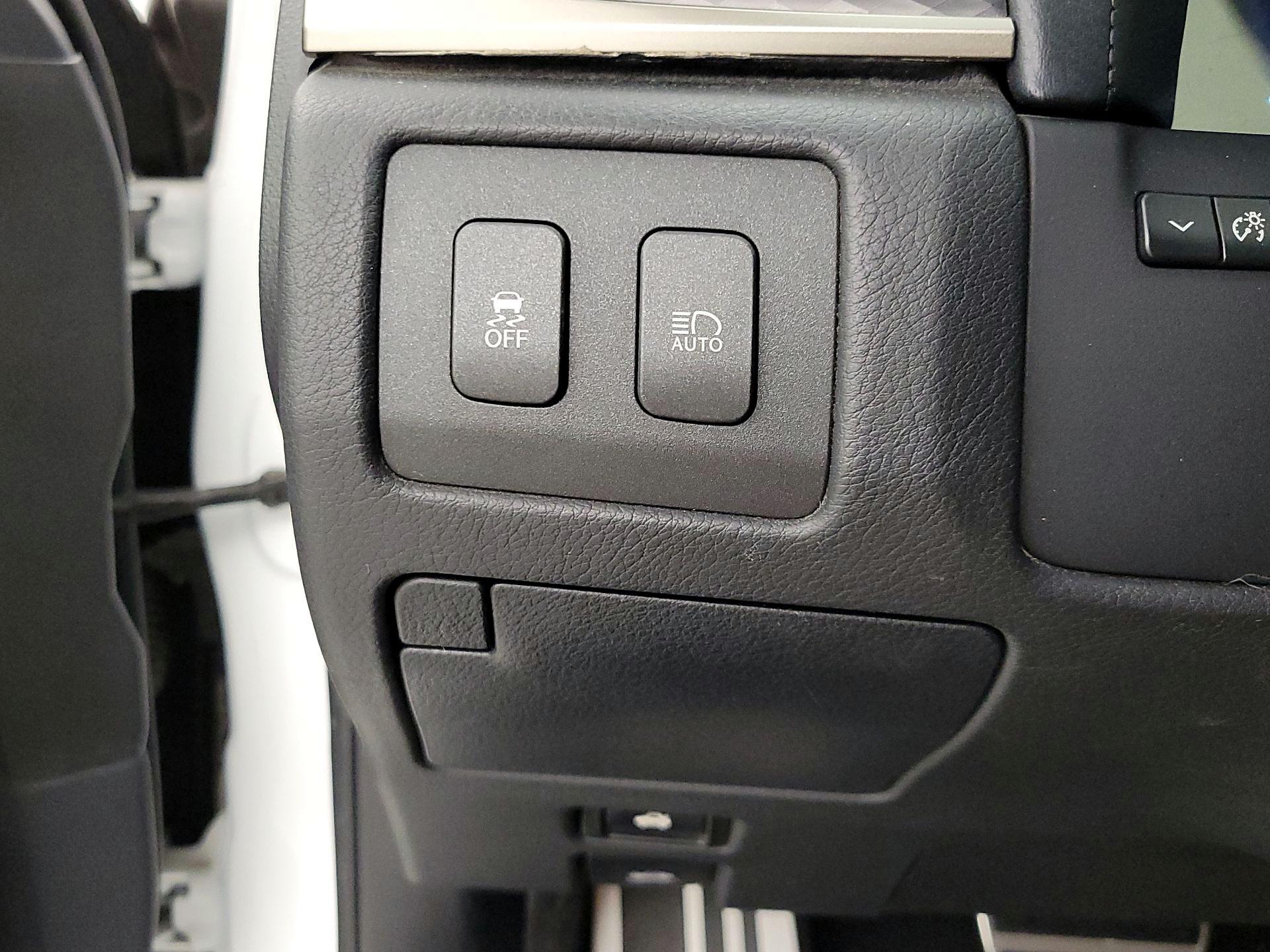 Thumbnail: 2018 Lexus GS - 13