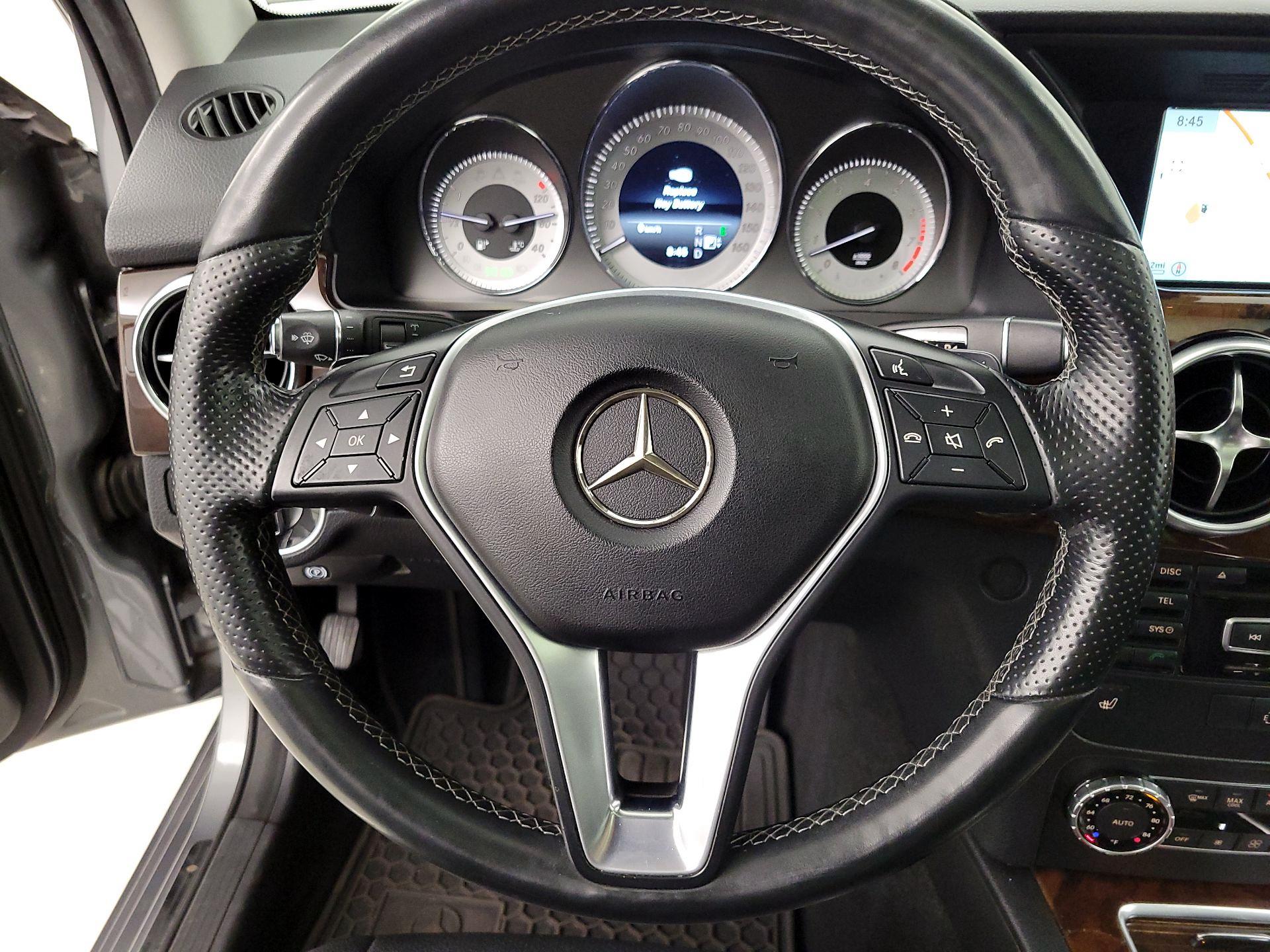 Thumbnail: 2015 Mercedes-Benz GLK - 10