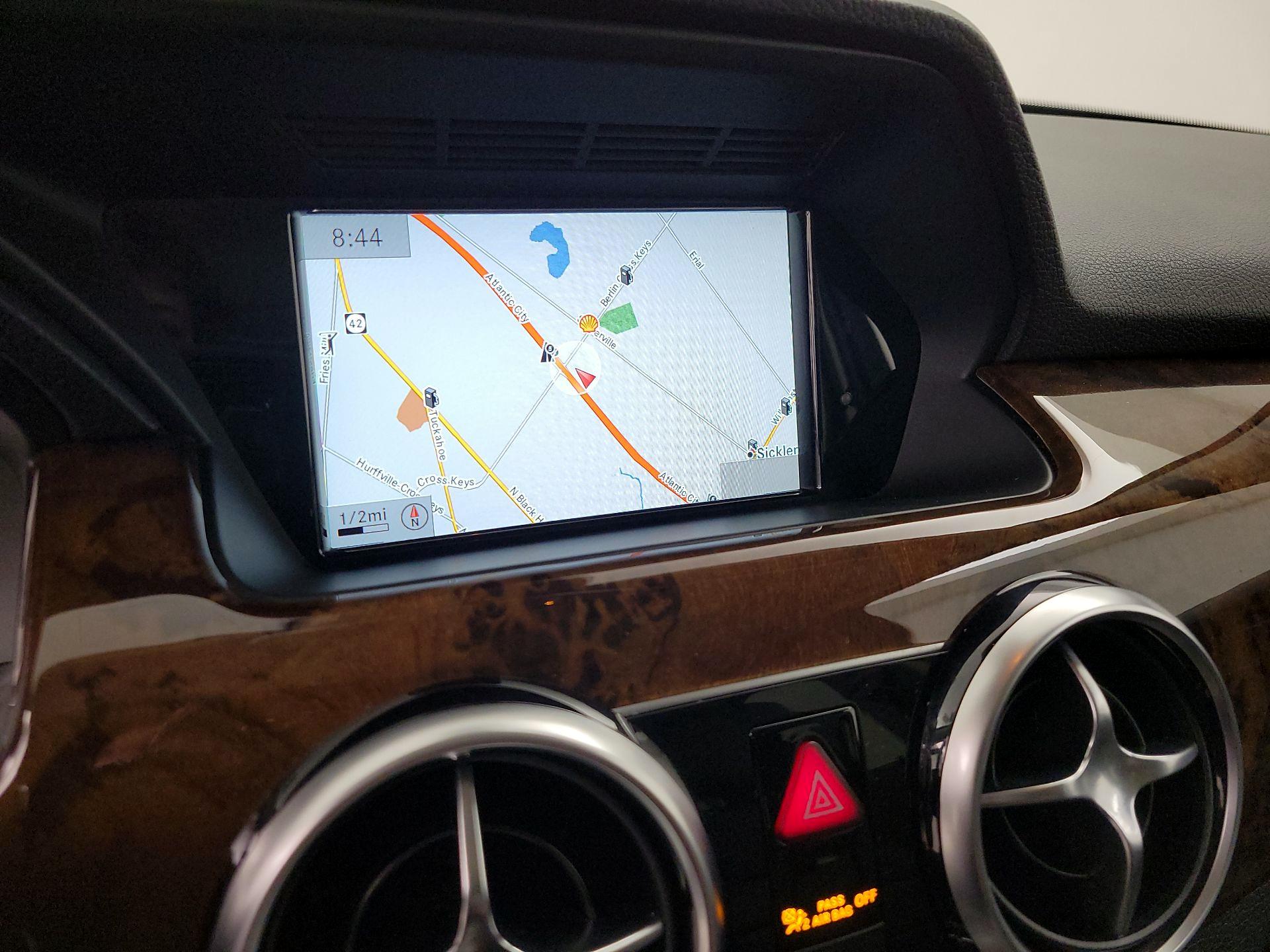 Thumbnail: 2015 Mercedes-Benz GLK - 14