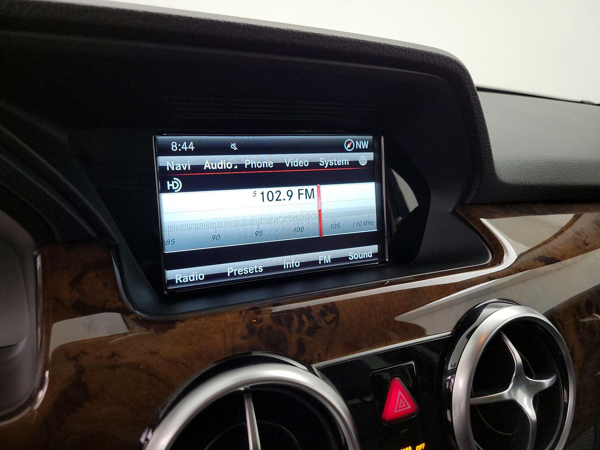 Thumbnail: 2015 Mercedes-Benz GLK - 16