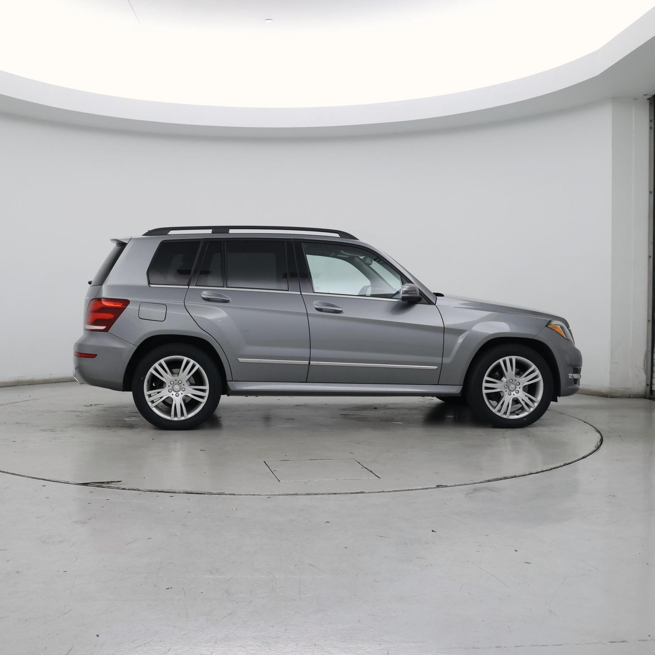 Thumbnail: 2015 Mercedes-Benz GLK - 7