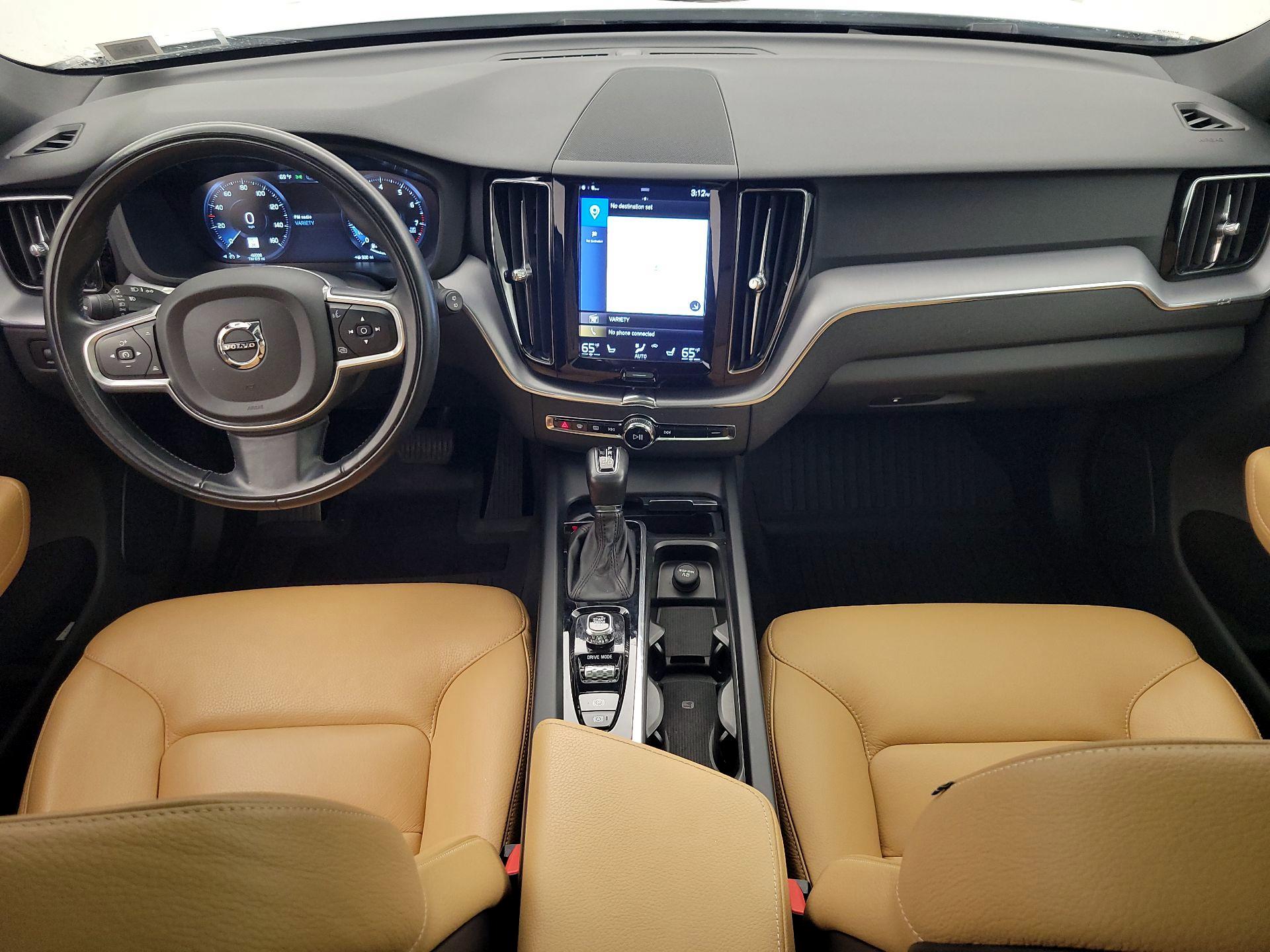 Thumbnail: 2020 Volvo XC60 - 9