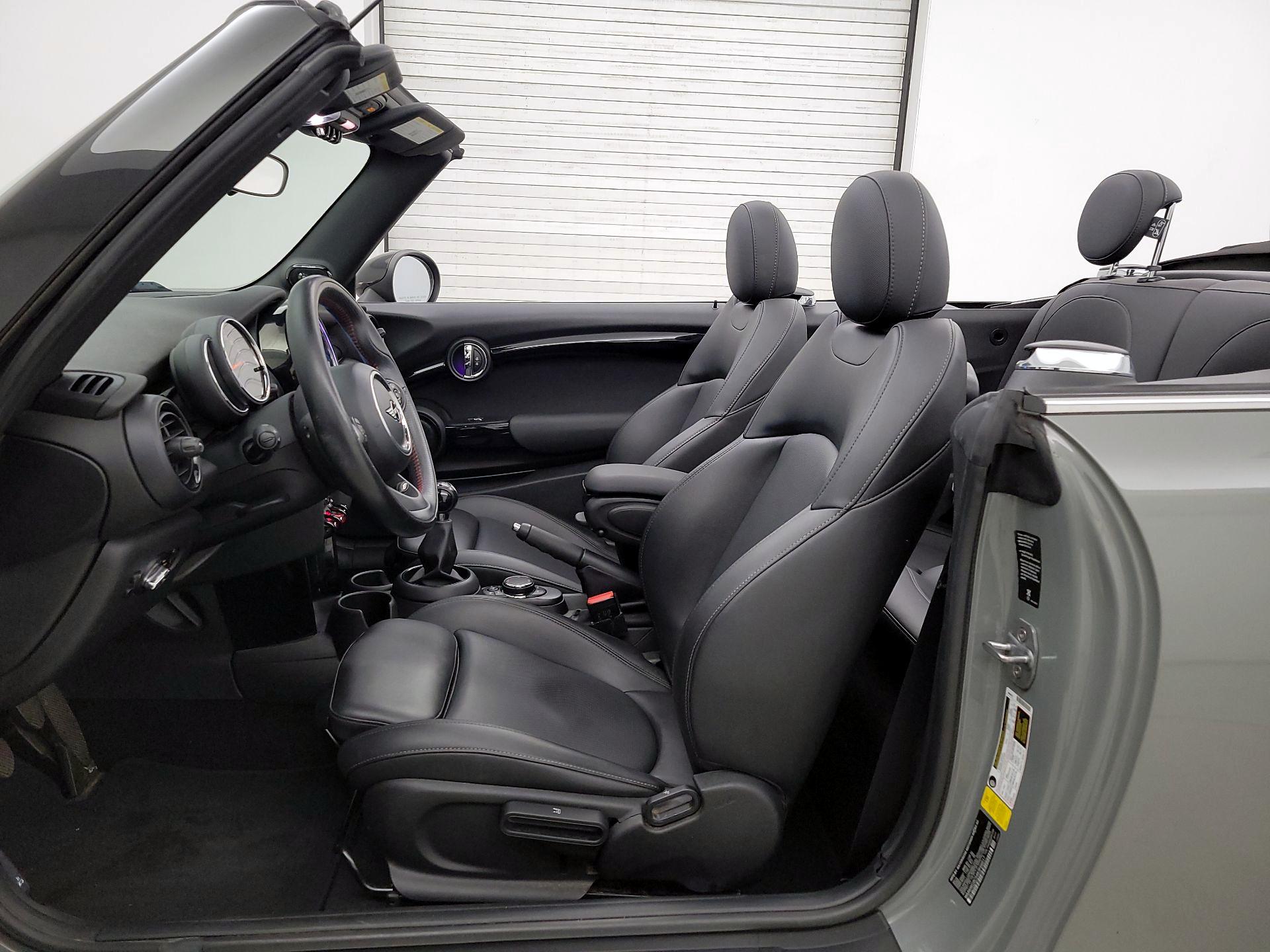 Thumbnail: 2019 MINI Cooper - 11