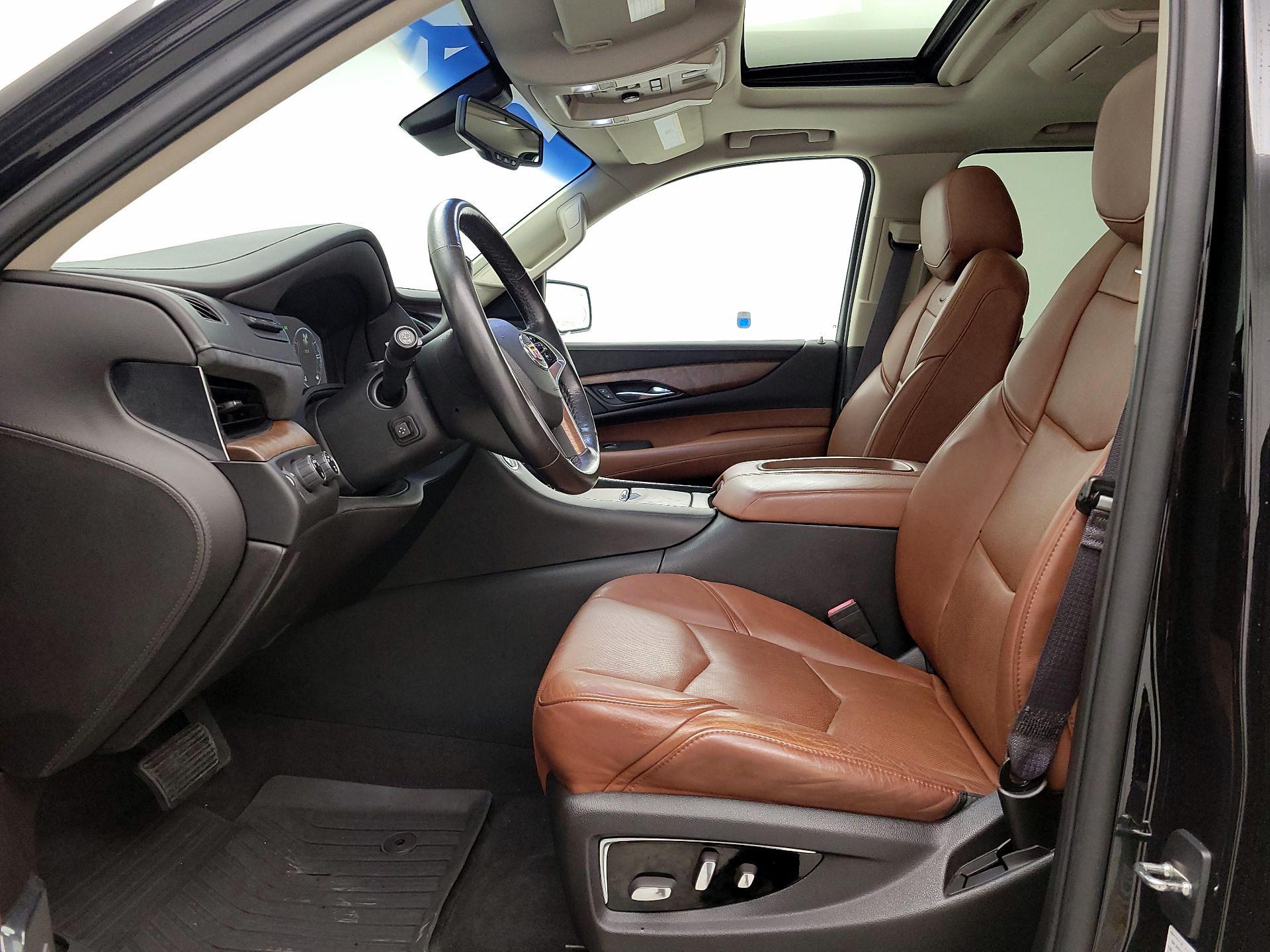 Thumbnail: 2015 Cadillac Escalade - 11