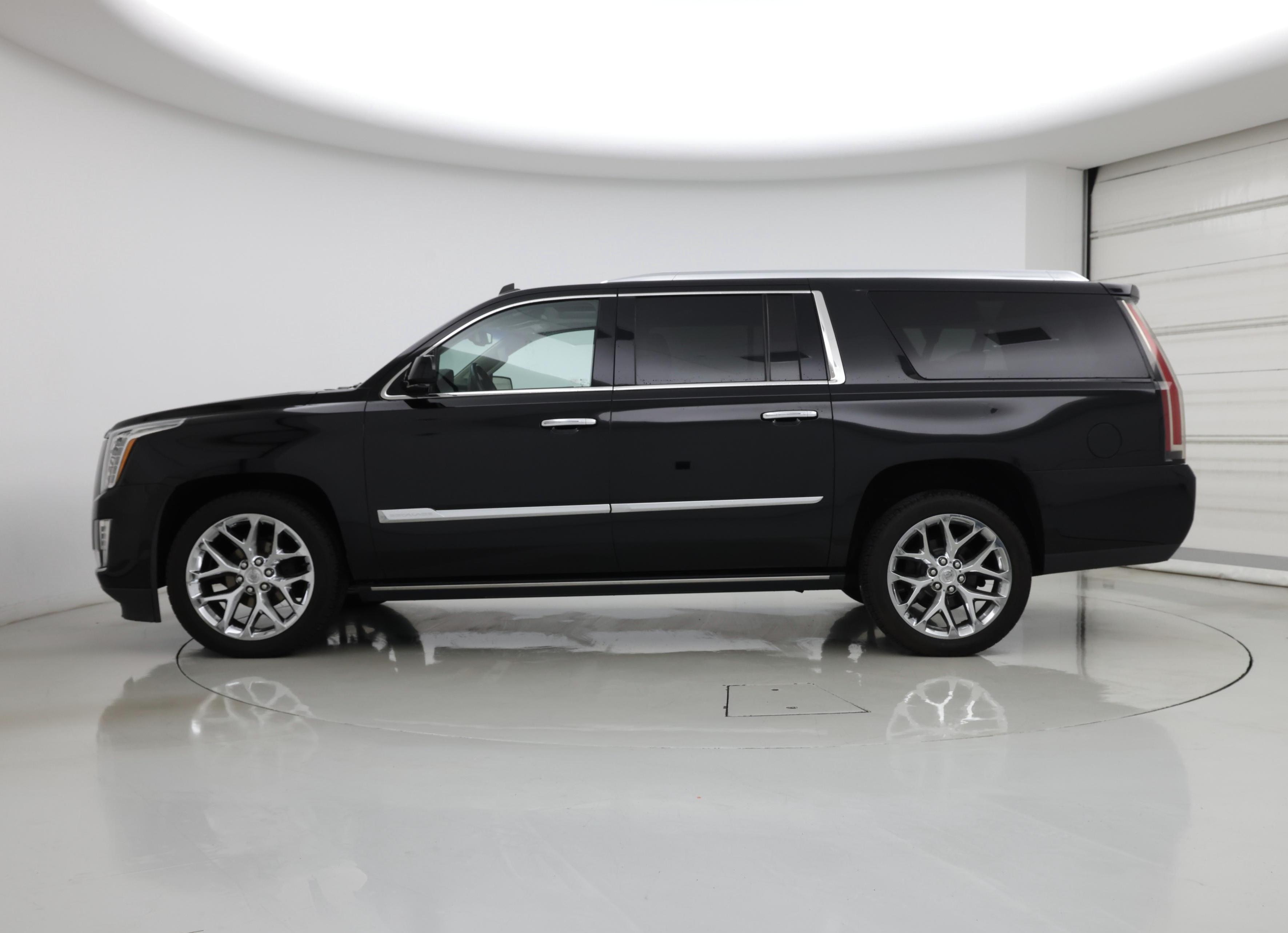 Thumbnail: 2015 Cadillac Escalade - 3