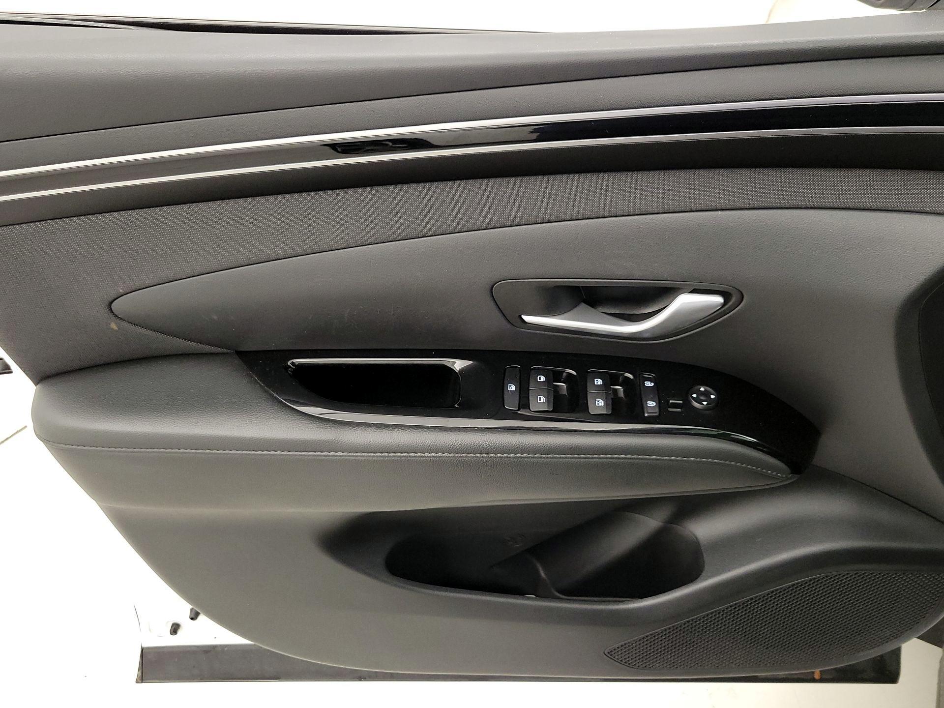Thumbnail: 2022 Hyundai Tucson - 12