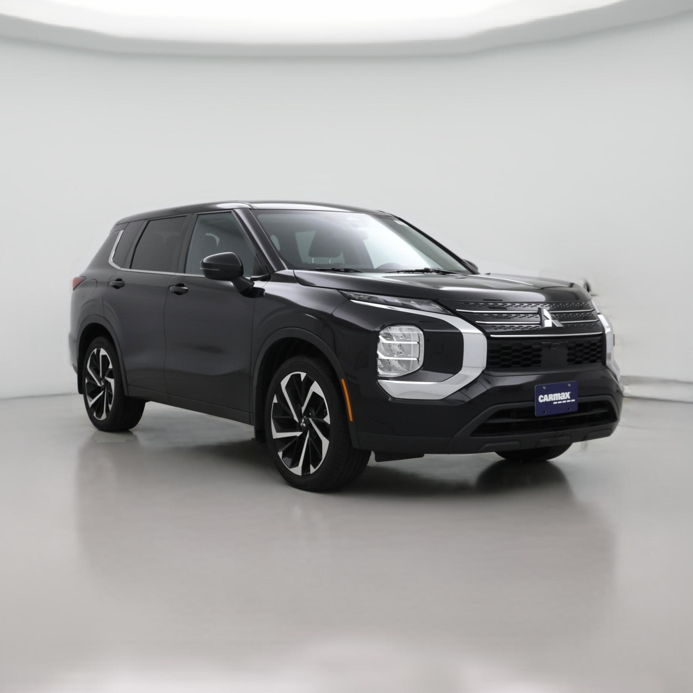 Thumbnail: 2022 Mitsubishi Outlander - 1