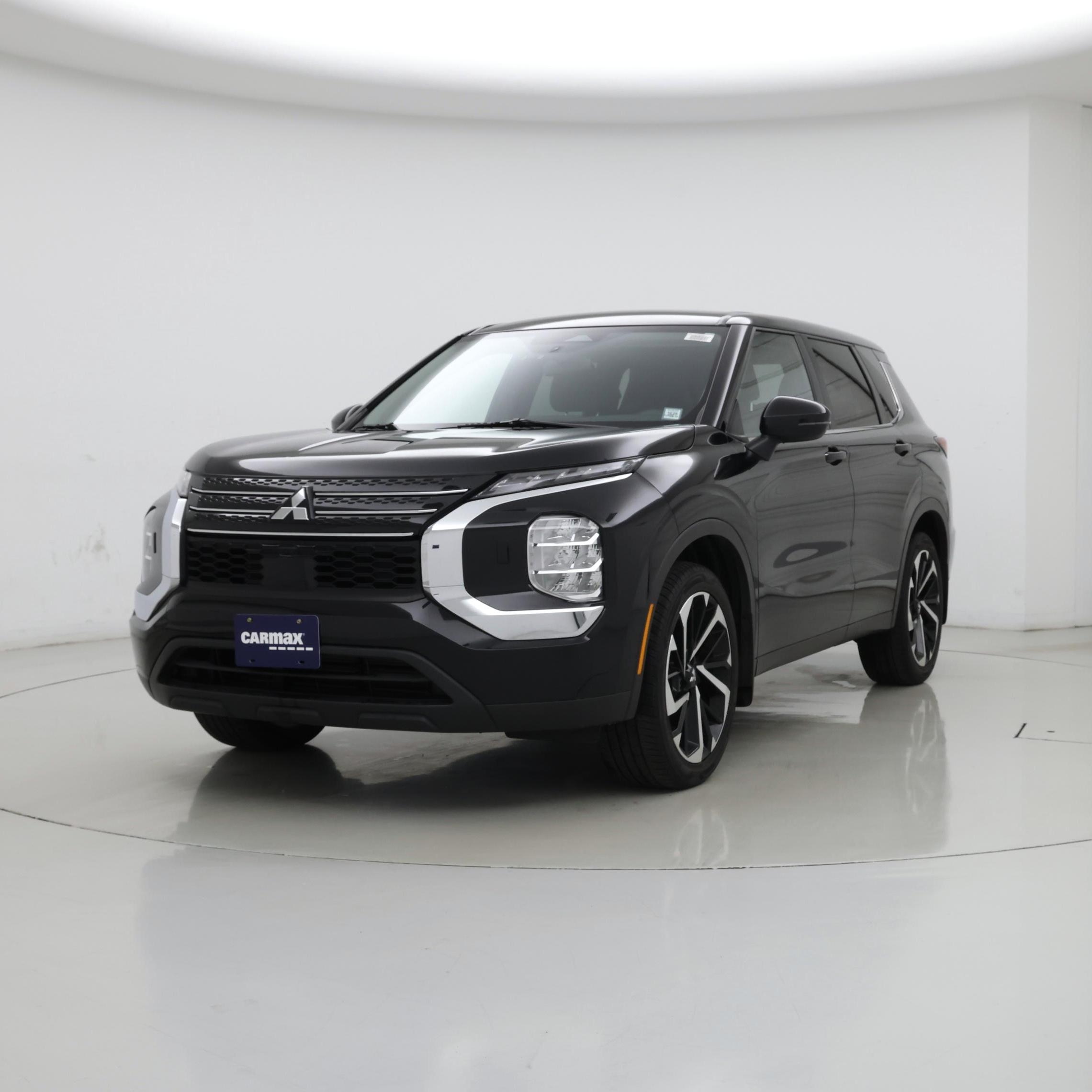 Thumbnail: 2022 Mitsubishi Outlander - 4