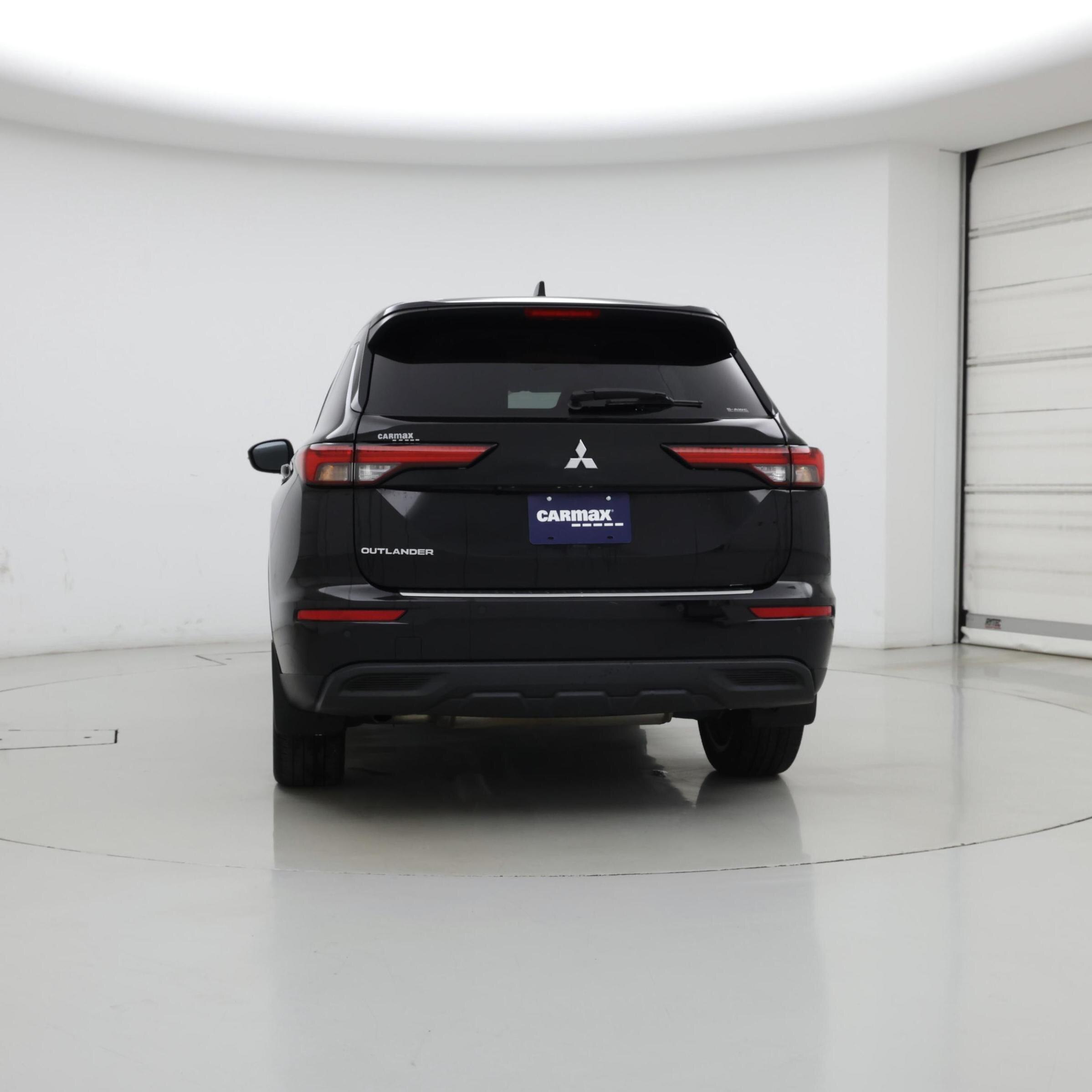 Thumbnail: 2022 Mitsubishi Outlander - 6