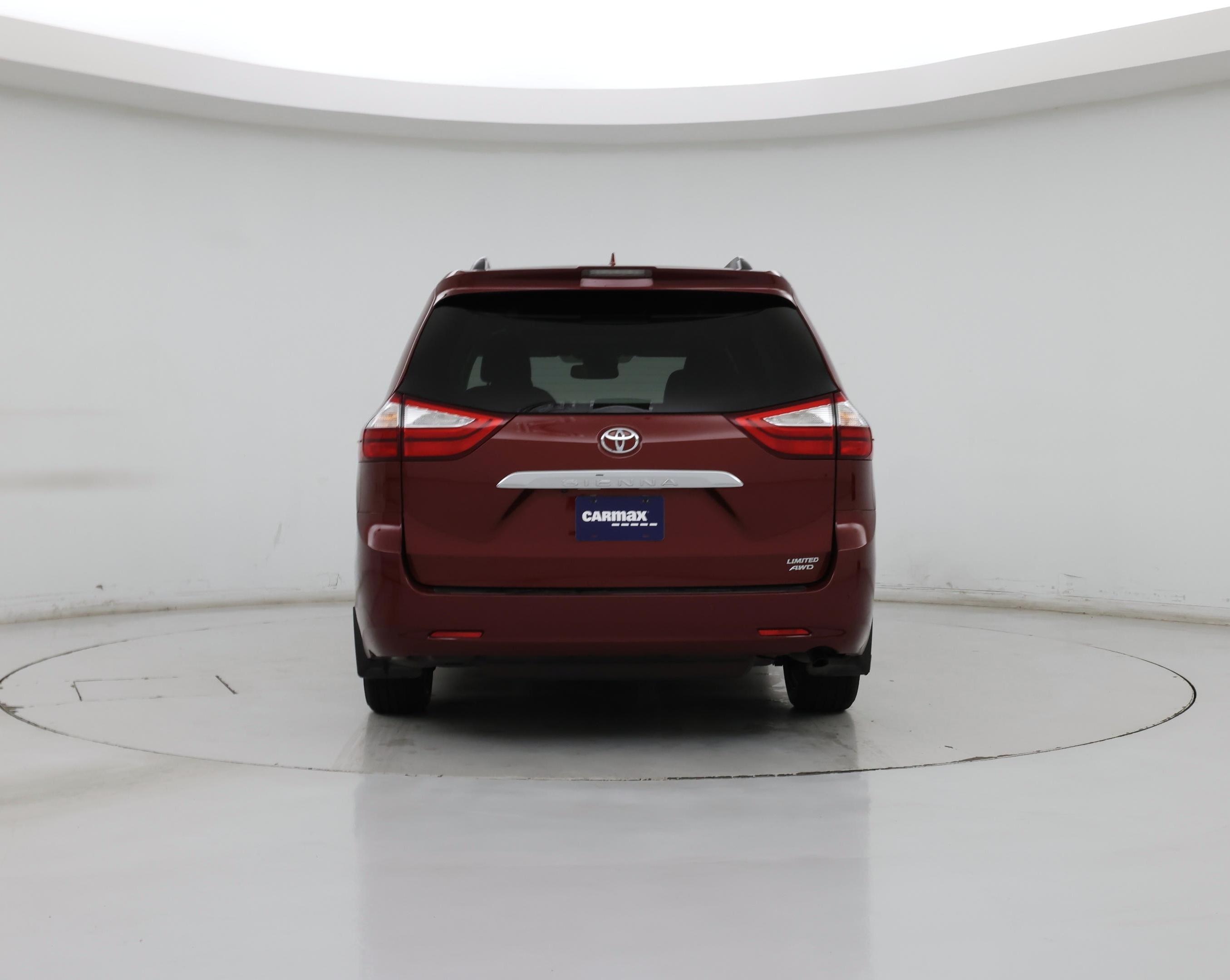 Thumbnail: 2019 Toyota Sienna - 6