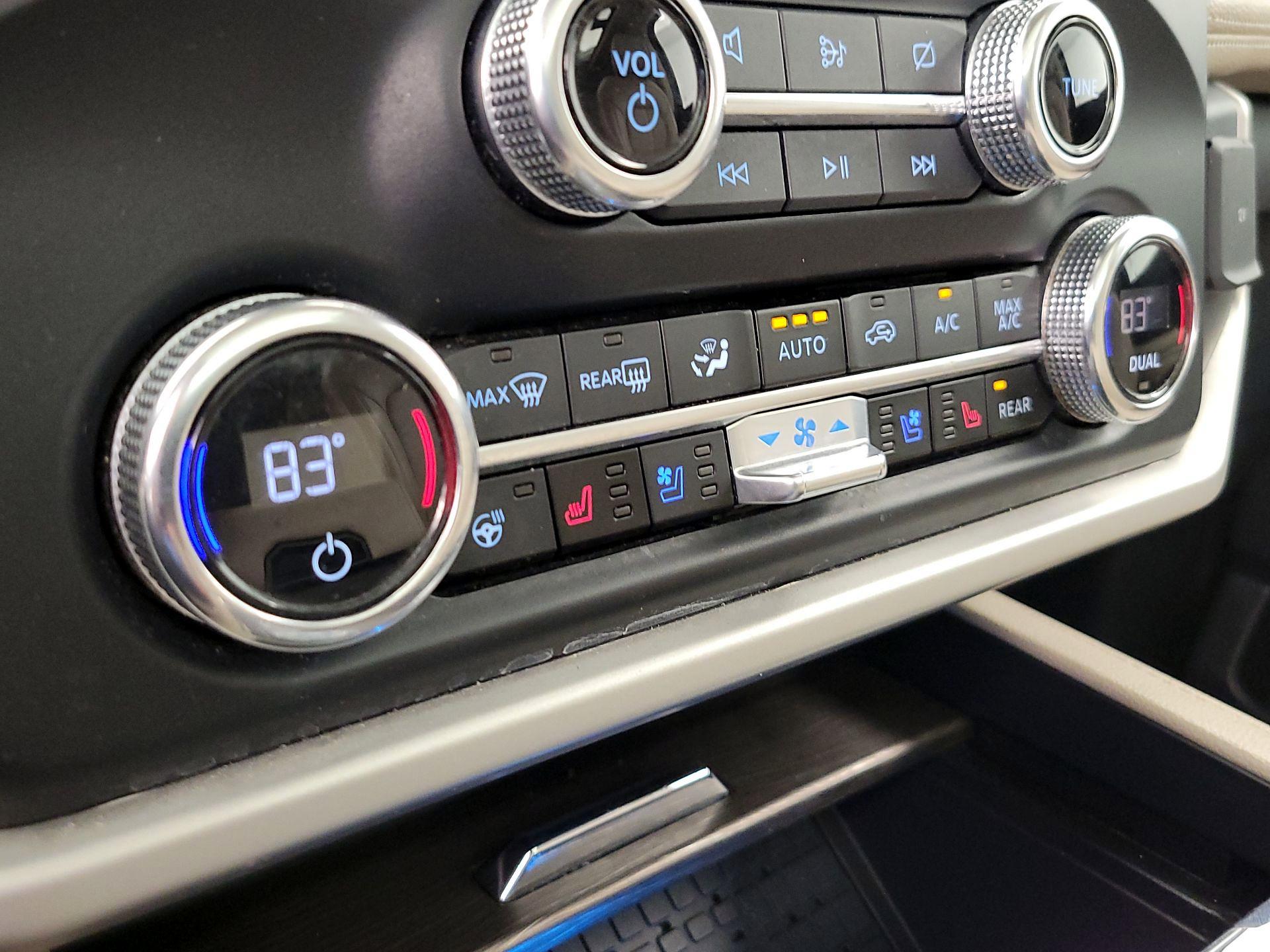 Thumbnail: 2023 Ford Expedition - 17