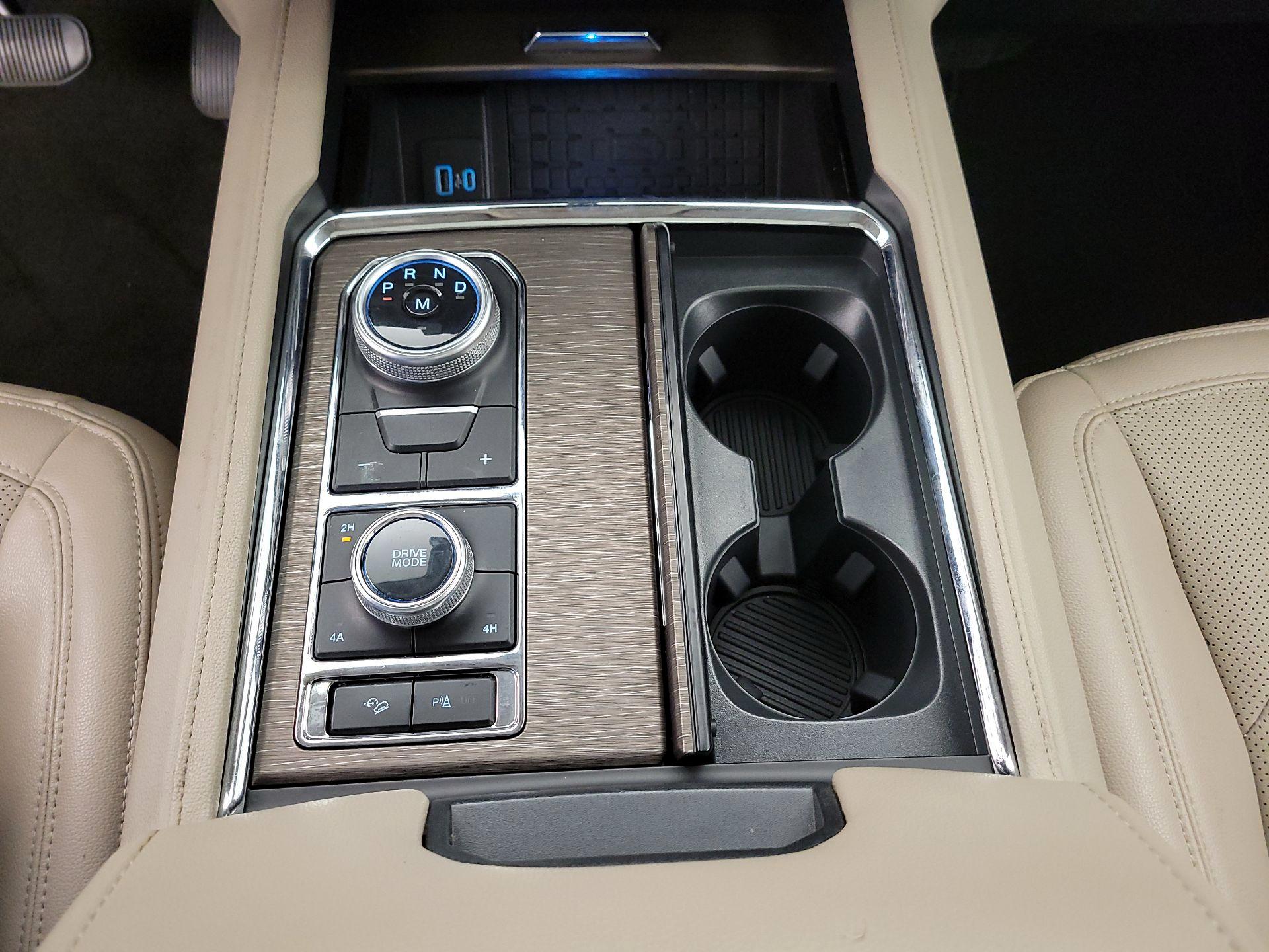 Thumbnail: 2023 Ford Expedition - 18