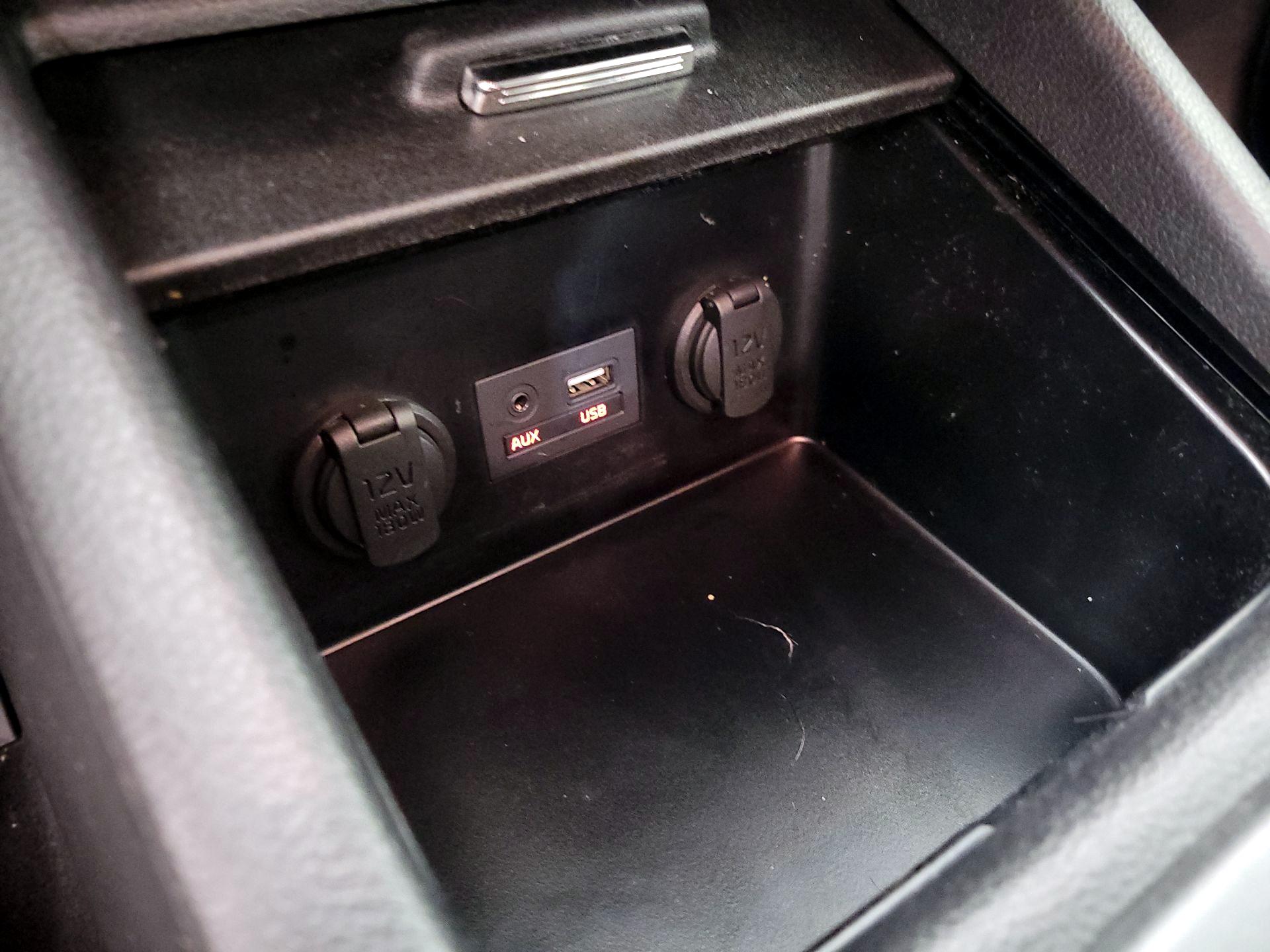 Thumbnail: 2016 Kia Forte - 18